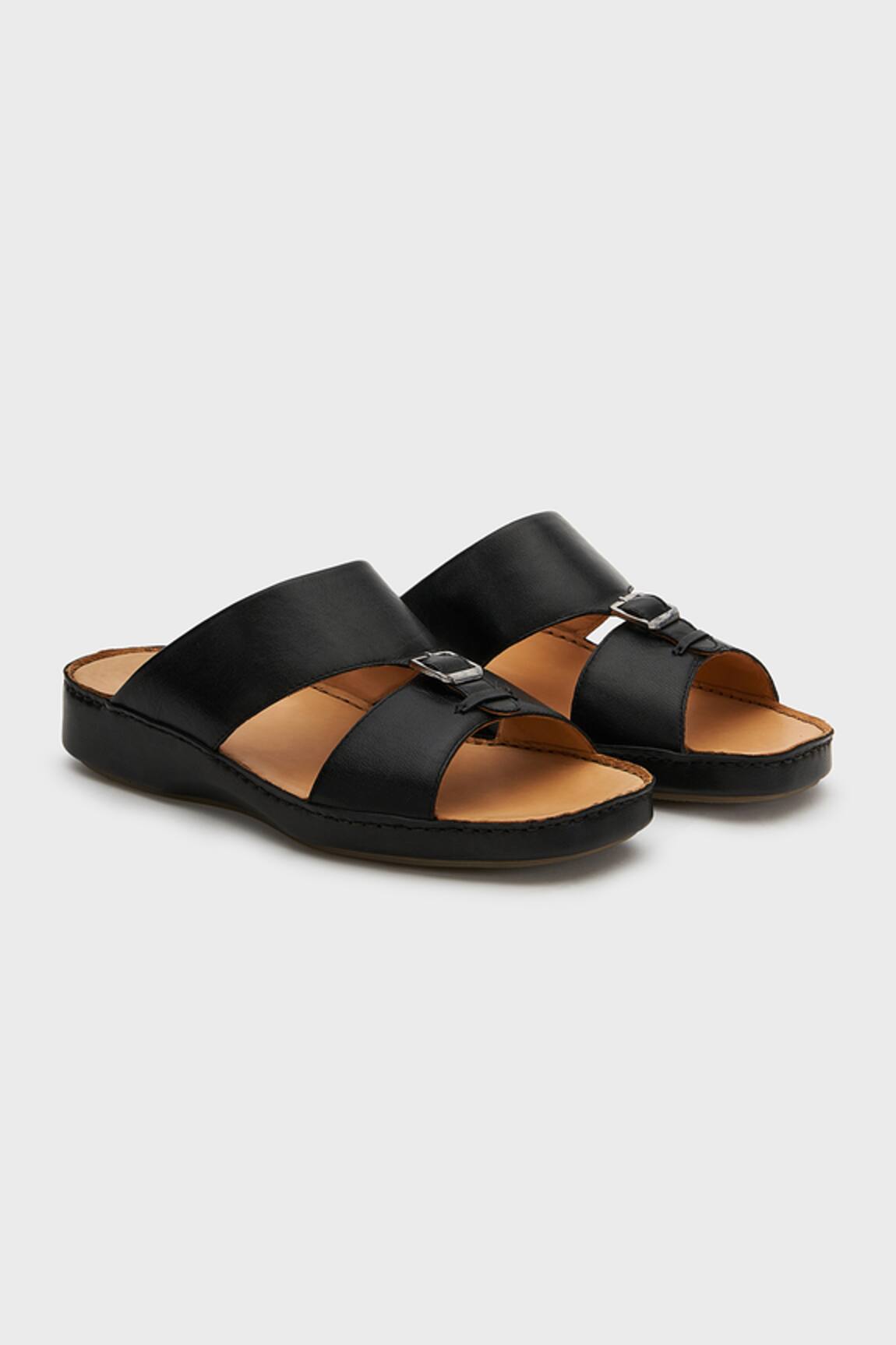 Nauvab Arba Baksua Plain Sandals