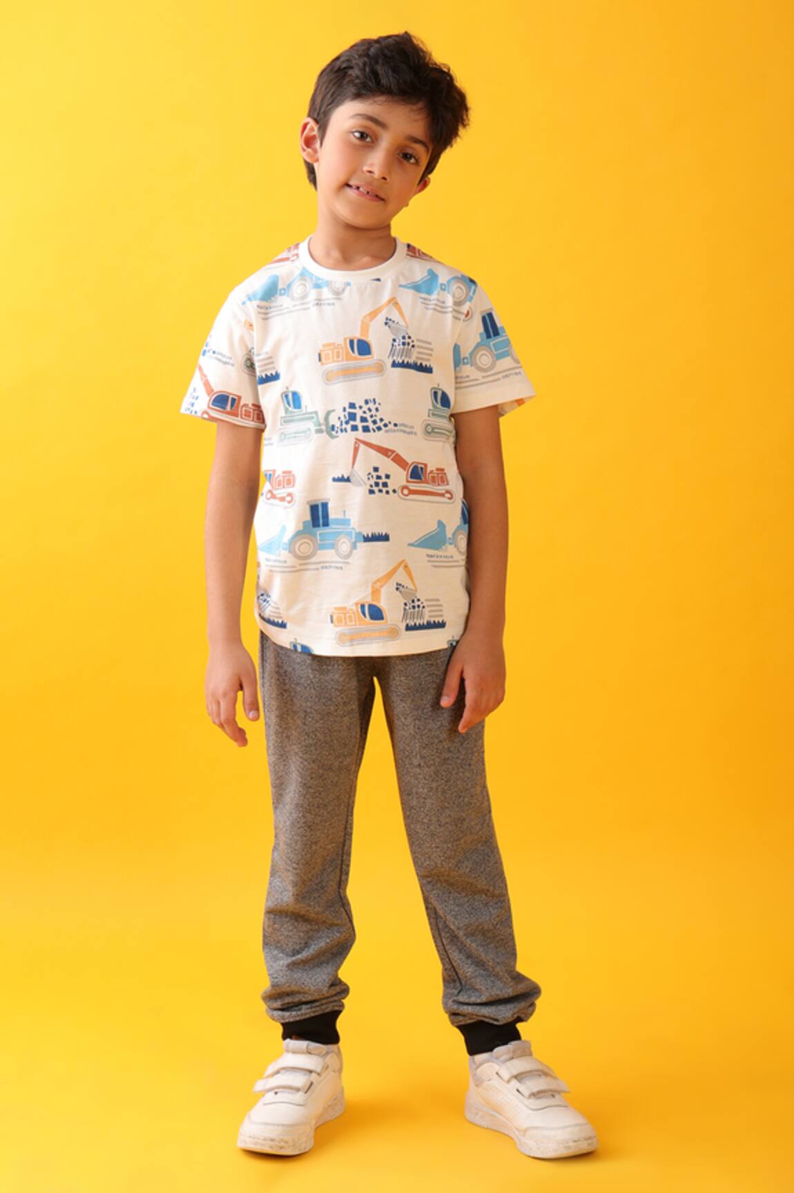 Anthrilo Digger Print T-Shirt With Joggers 