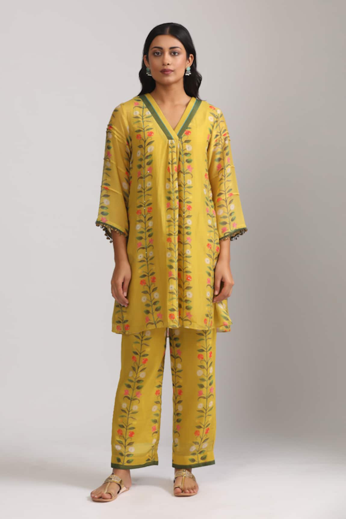 Trendy tokari Floral Stripe Print Kurta & Pant Set 