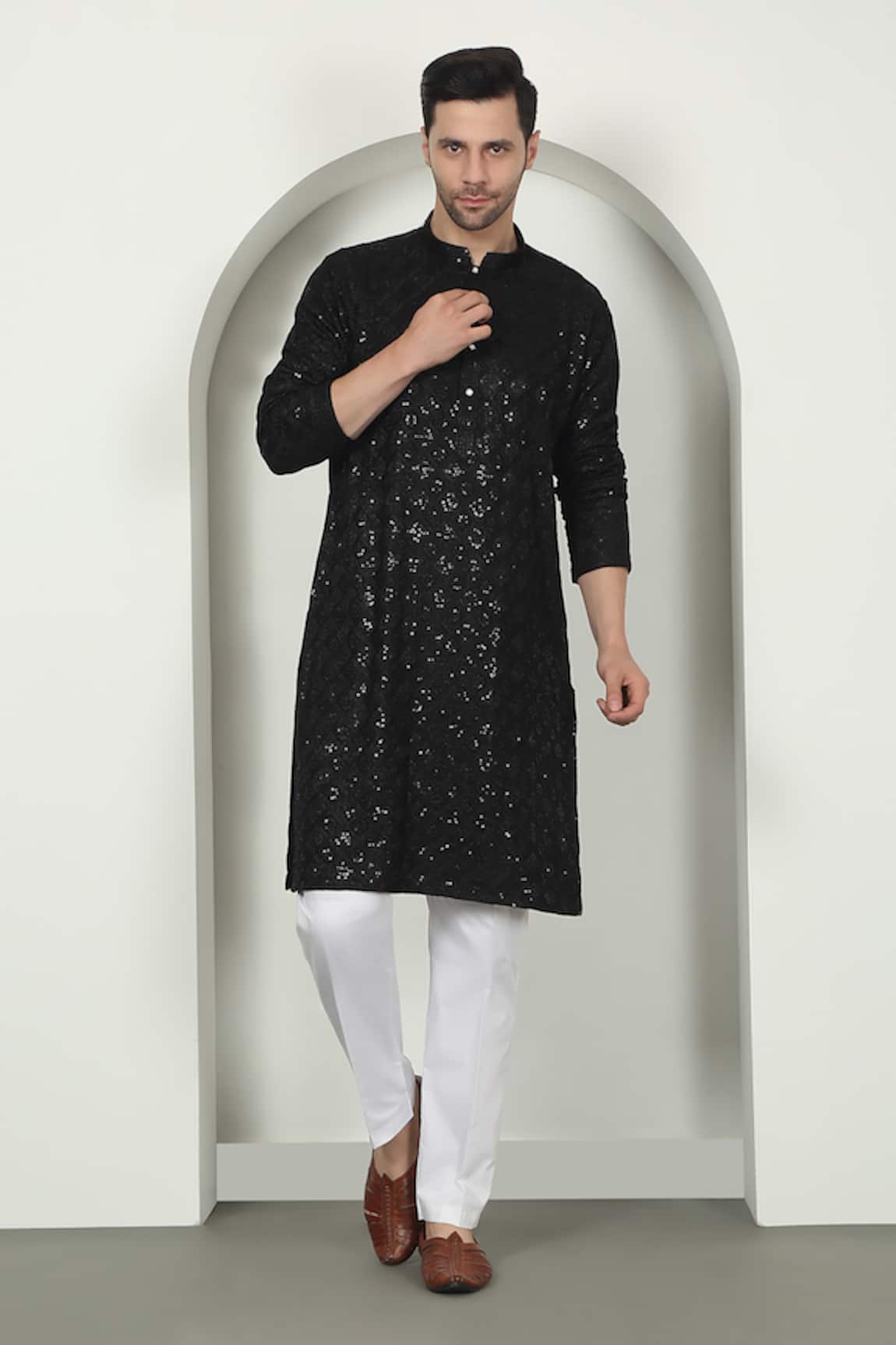 Aham-Vayam Black Thread Embroidered Kurta Set 