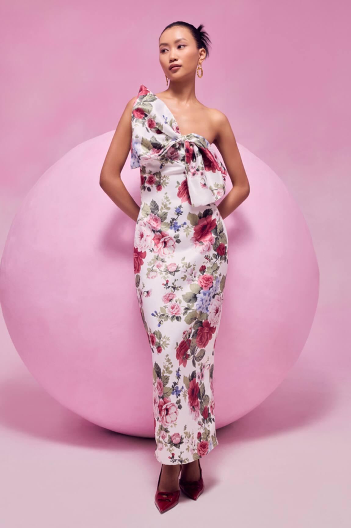 July Issue Floral Print One-Shoulder Bow Detail Dress