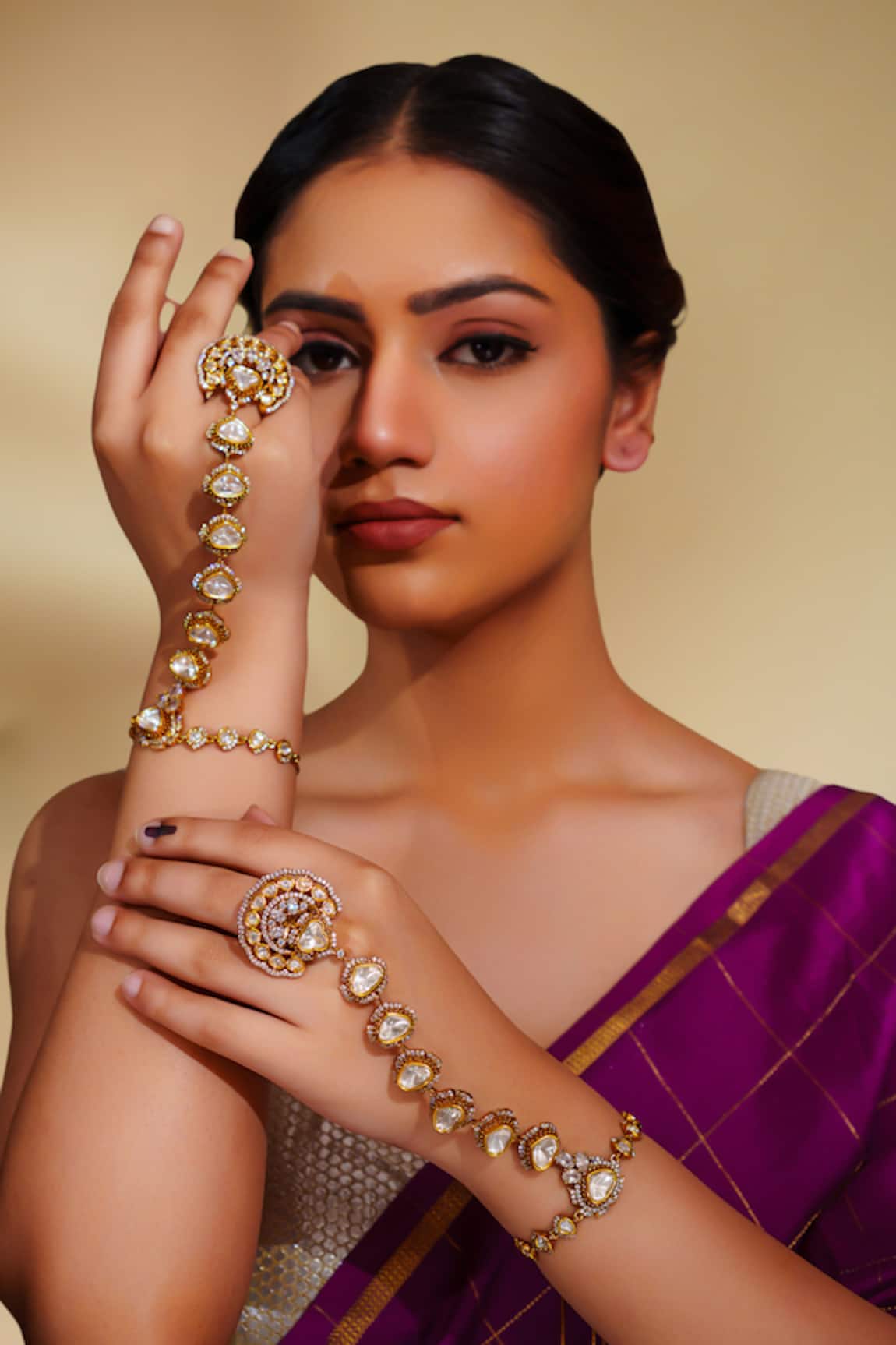 Zevar By Geeta Kundan Polki Two Tone Haathphool Set