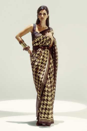Buy Brown Silk Zari Espresso Gold Houndstooth Saree For Women by
