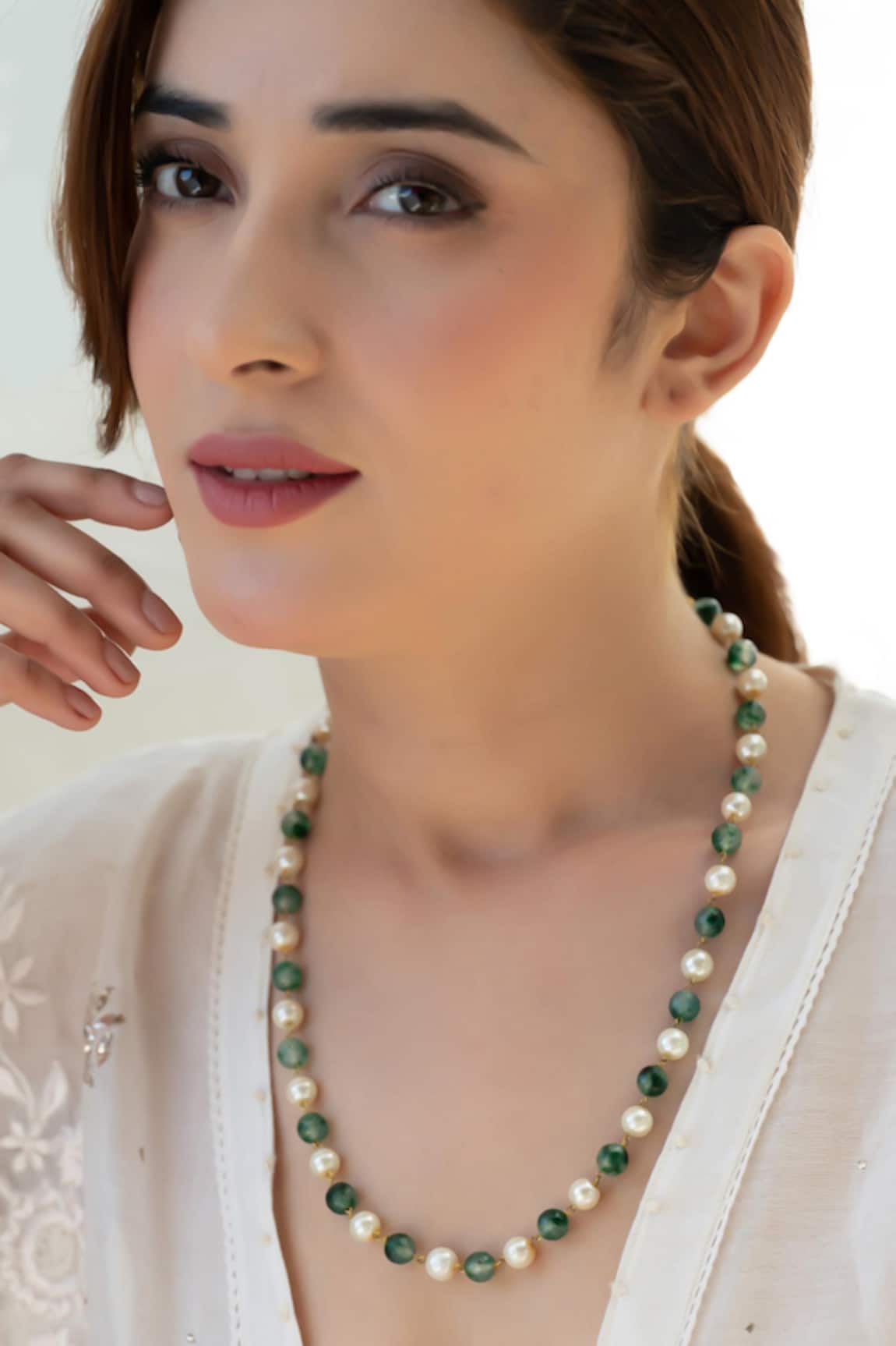 Do Taara Contemporary Green Pearls Necklace