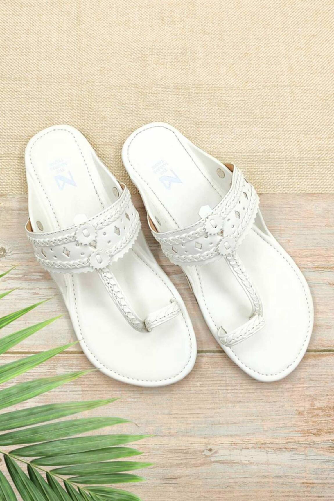 The Madras Trunk Haiku Rang White Kolhapuri Flats 