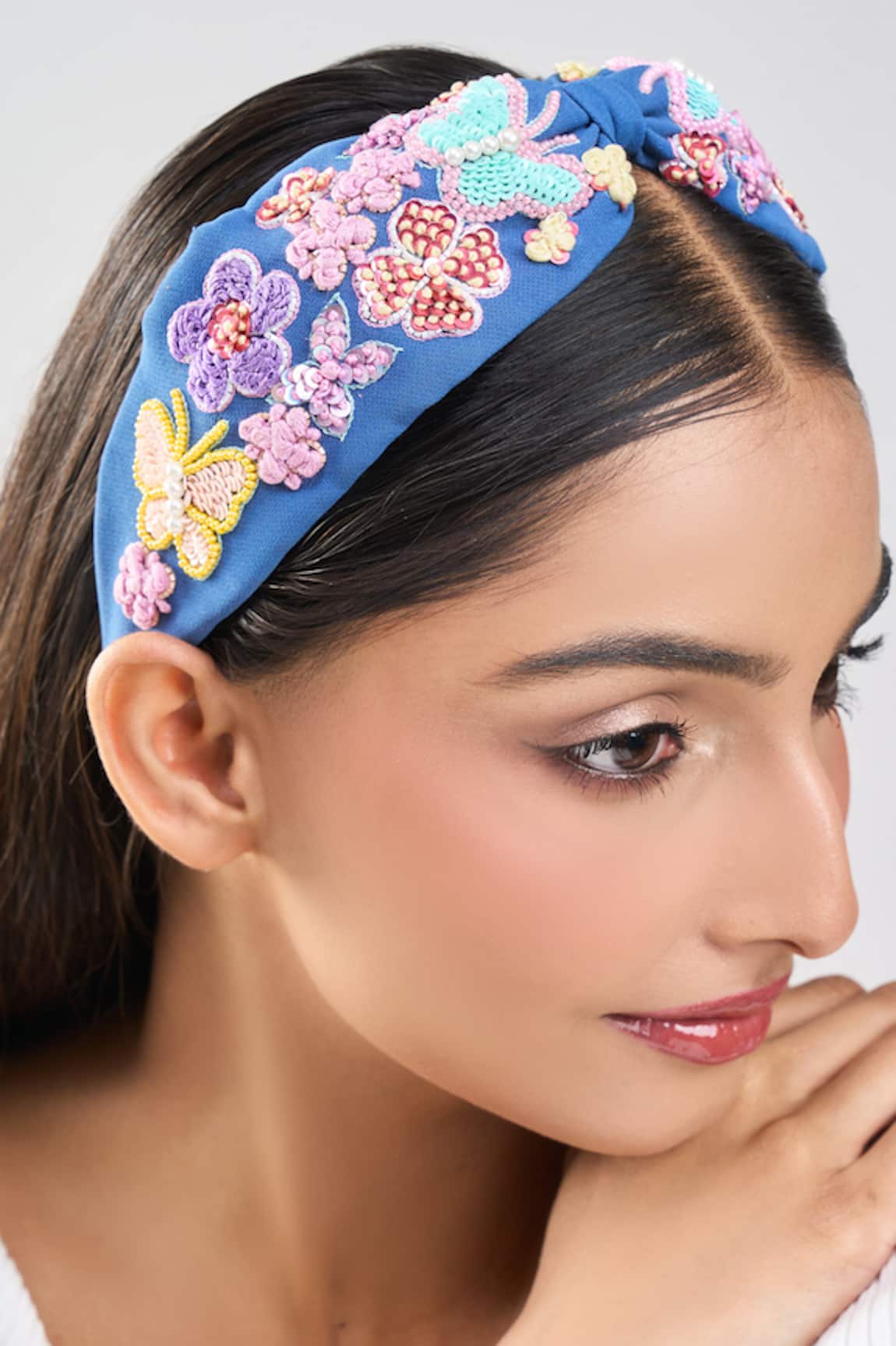 Samyukta Singhania Embroidered Butterfly Hair Band 