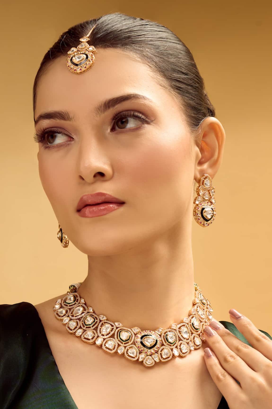 Nazaakat By Samara Singh Traditional Green & Ruby Jewellery Set 