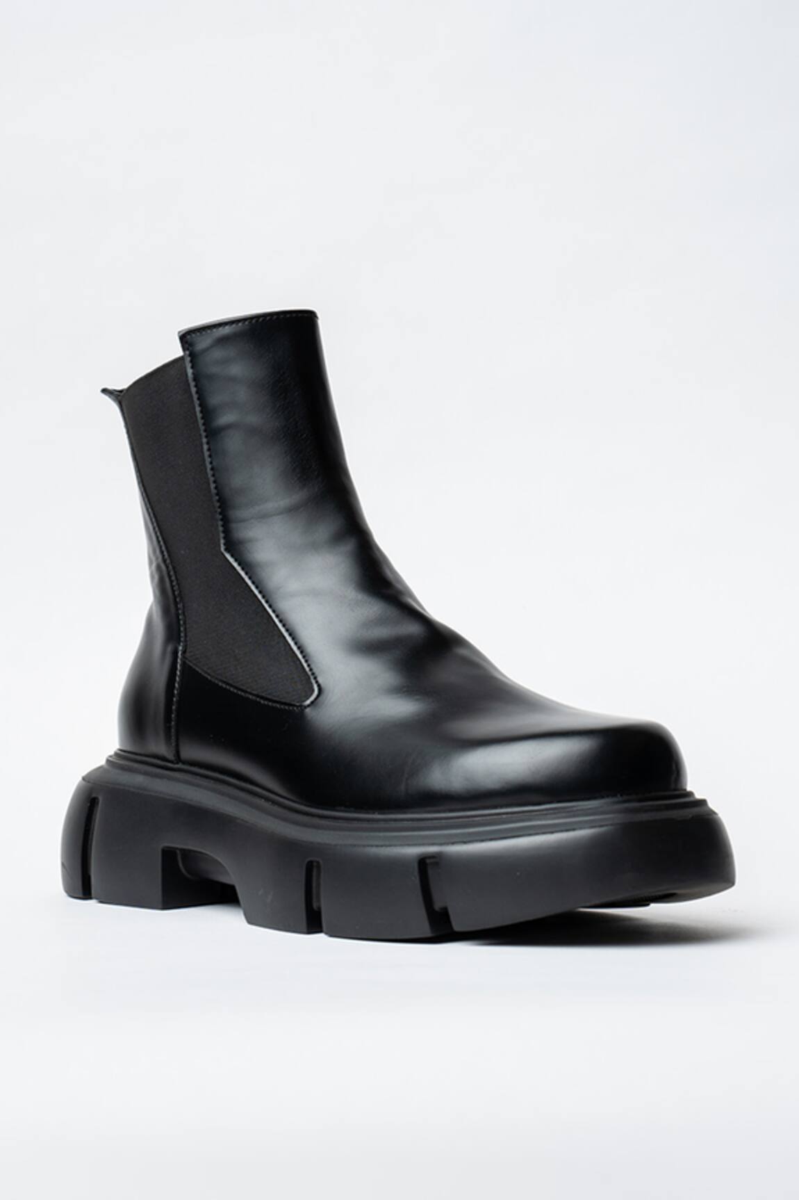 Kavith Rounded Toe Chunky Sole Black Boots