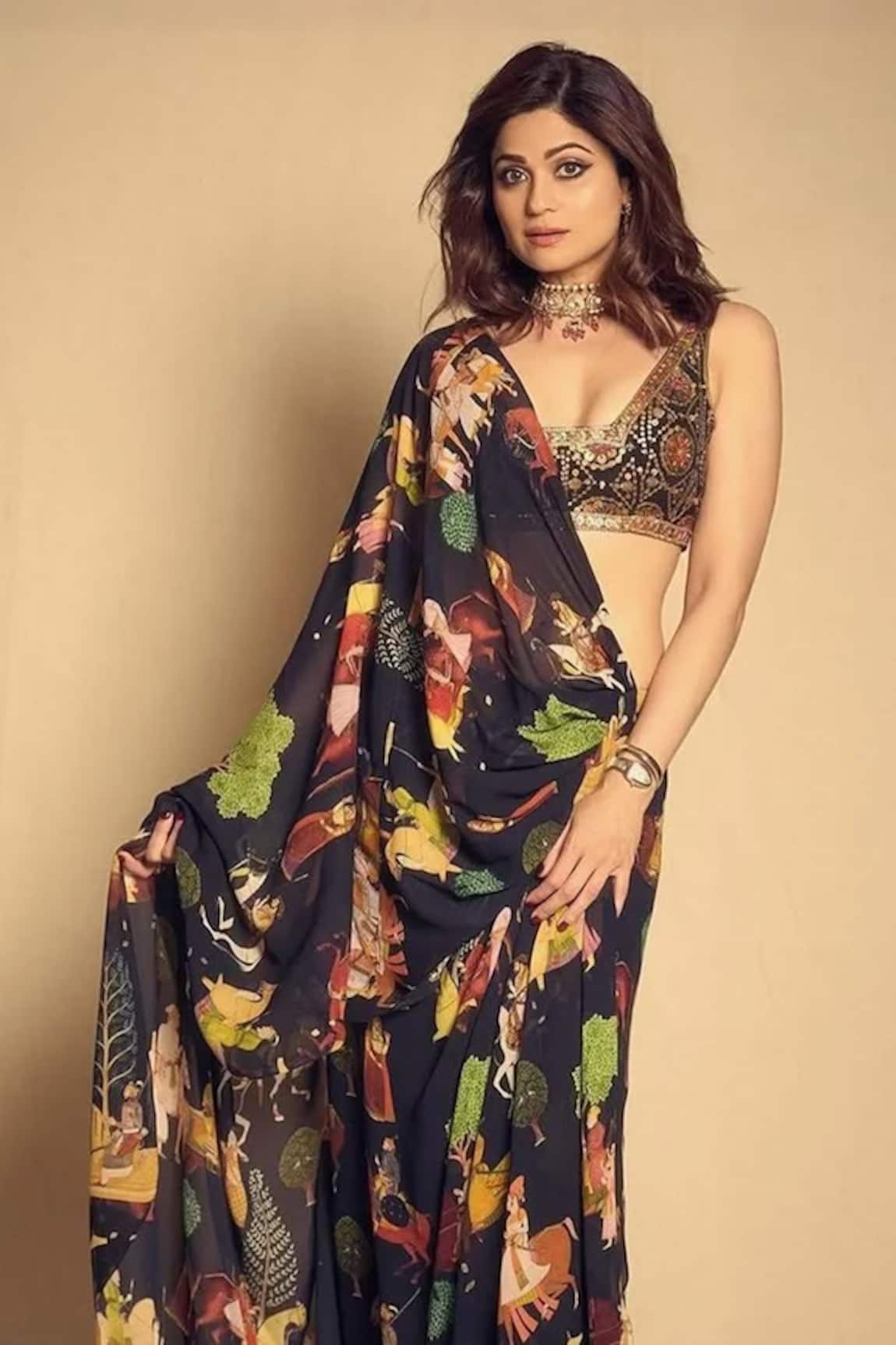 Rajat K Tangri Mughal Print Pre-Draped Saree Set 