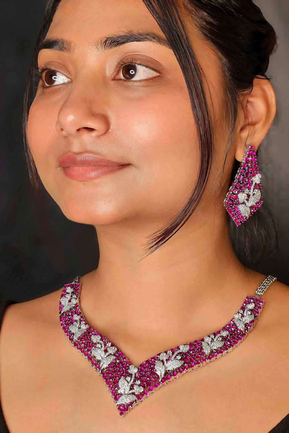 kavipushp Mozambique Pink Stone & Diamonds Necklace Set 