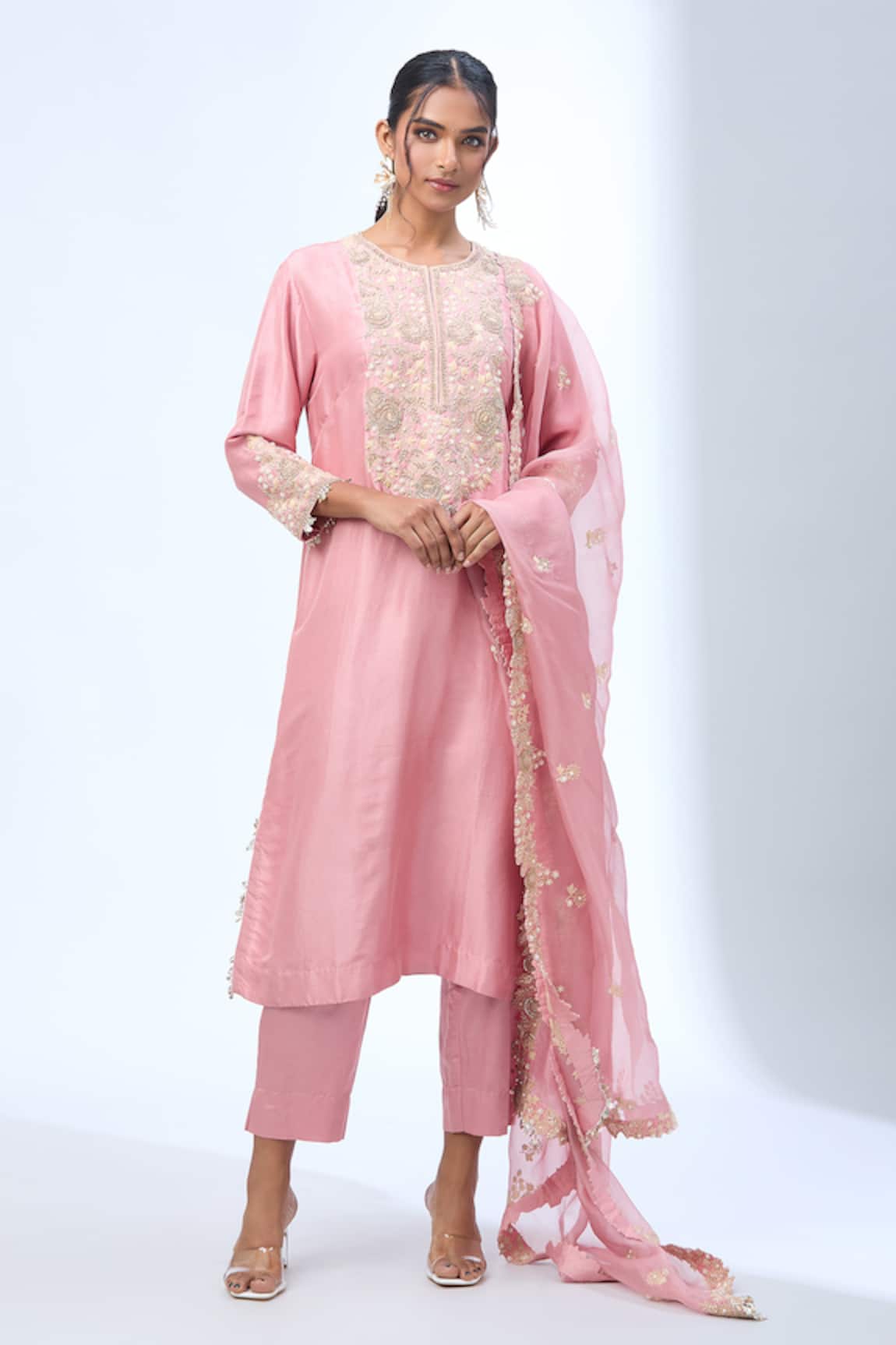 Prisho Lampi Embroidered Kurta Set 