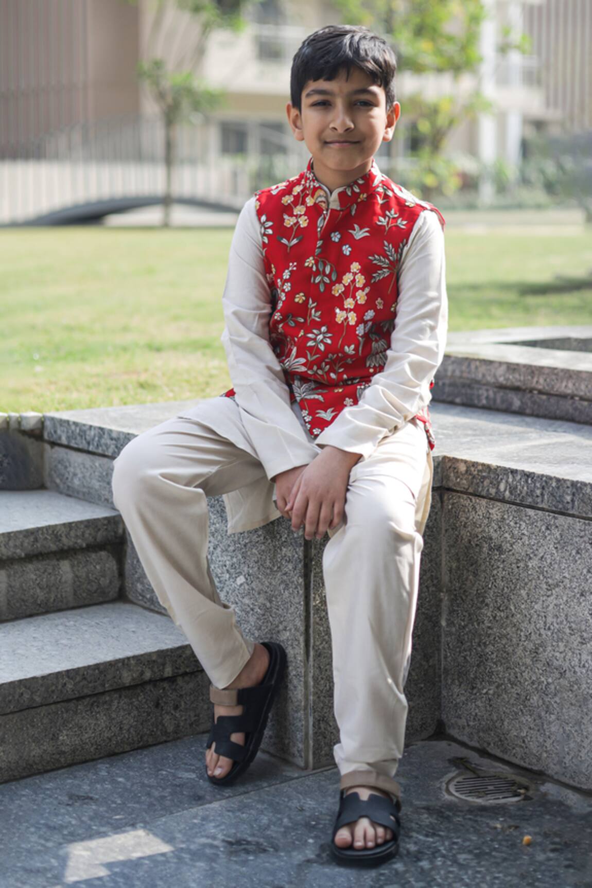 Taber Tikri Floral Work Nehru Jacket Set 