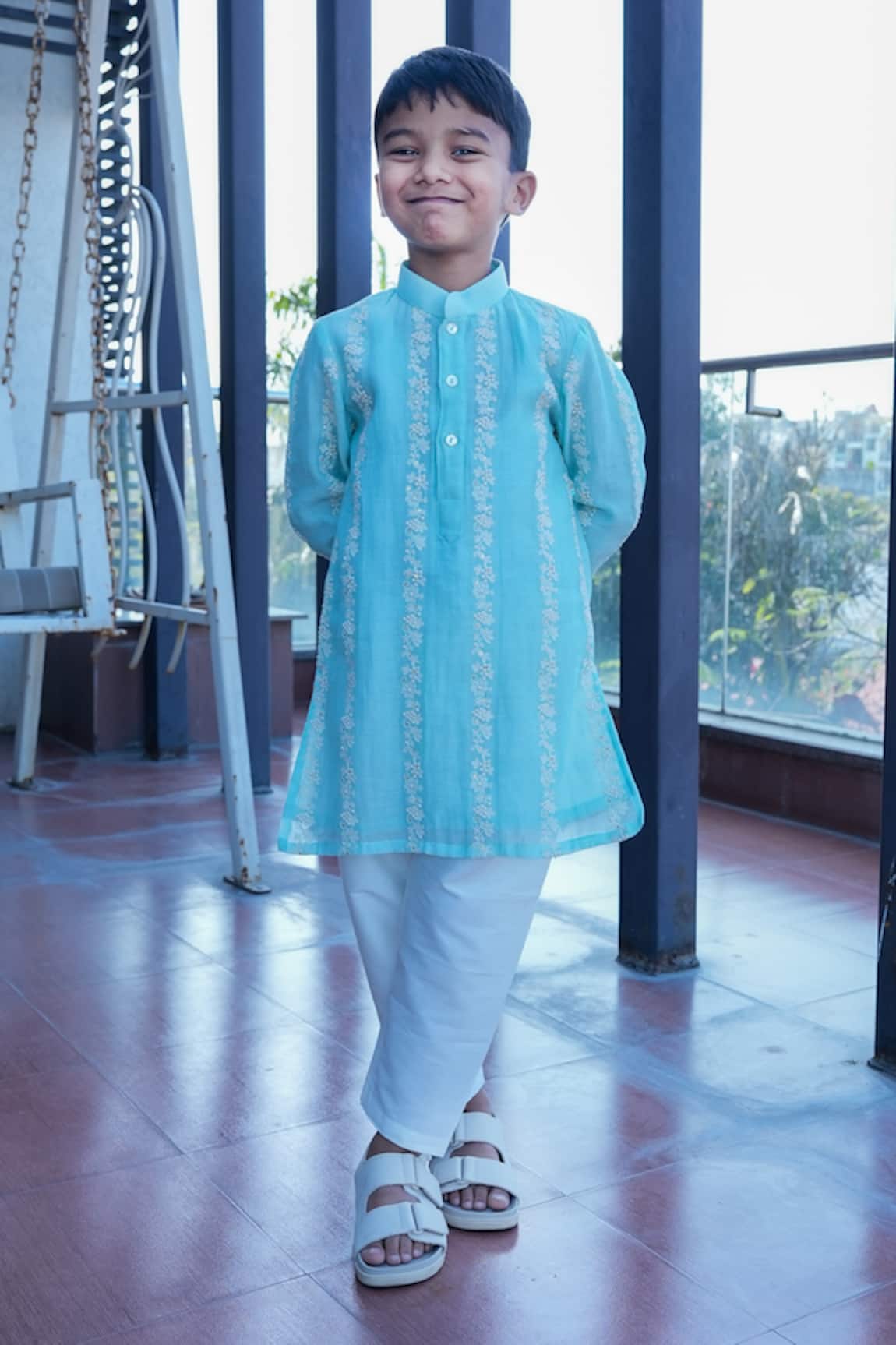 Taber Tikri Floral Embroidered Kurta Set 