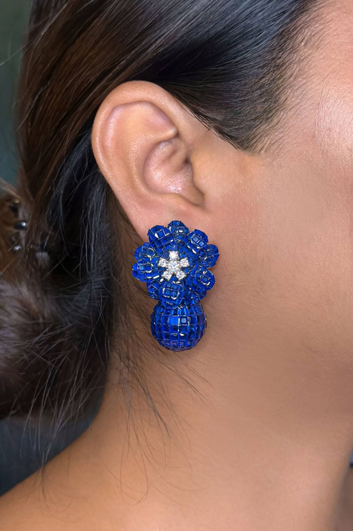 kavipushp Emerald White Stone Blue Drop Earrings 