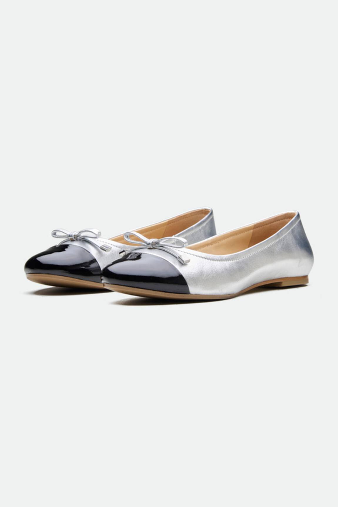 Oroh Silver Designer Bow Flats 