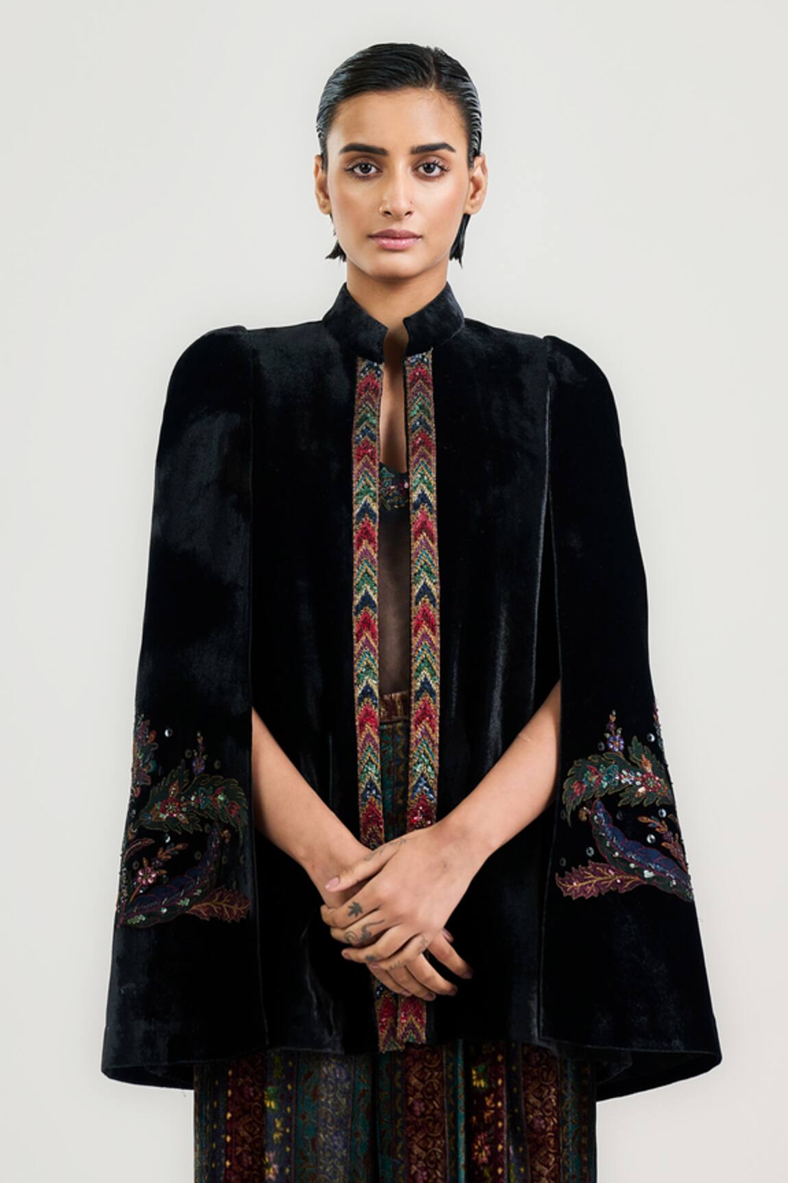 OTT Sozni Evening Cape 