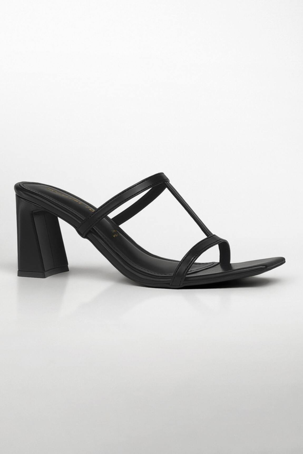 Signature Sole Onyx Curve Block Heel Sandals 