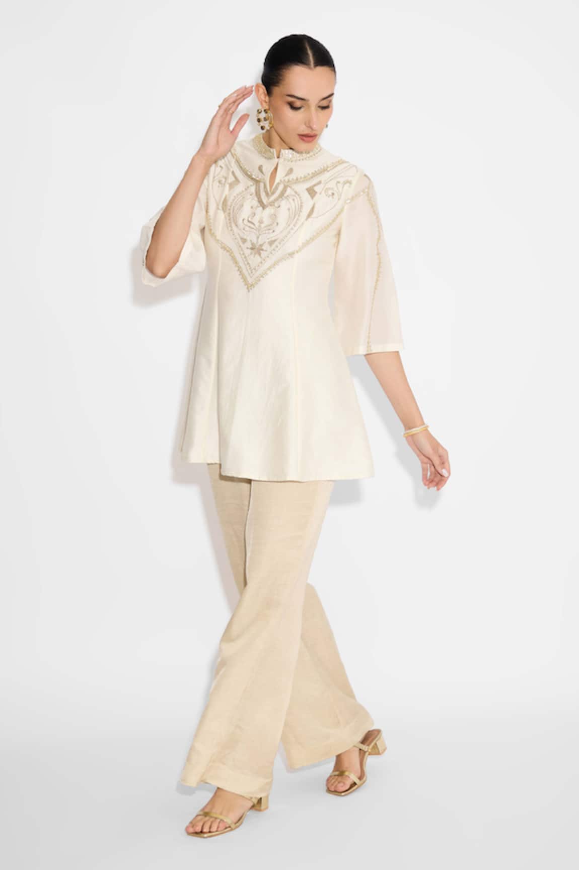 SHASHA GABA Pearl Embellished Ivory Short Kurta 