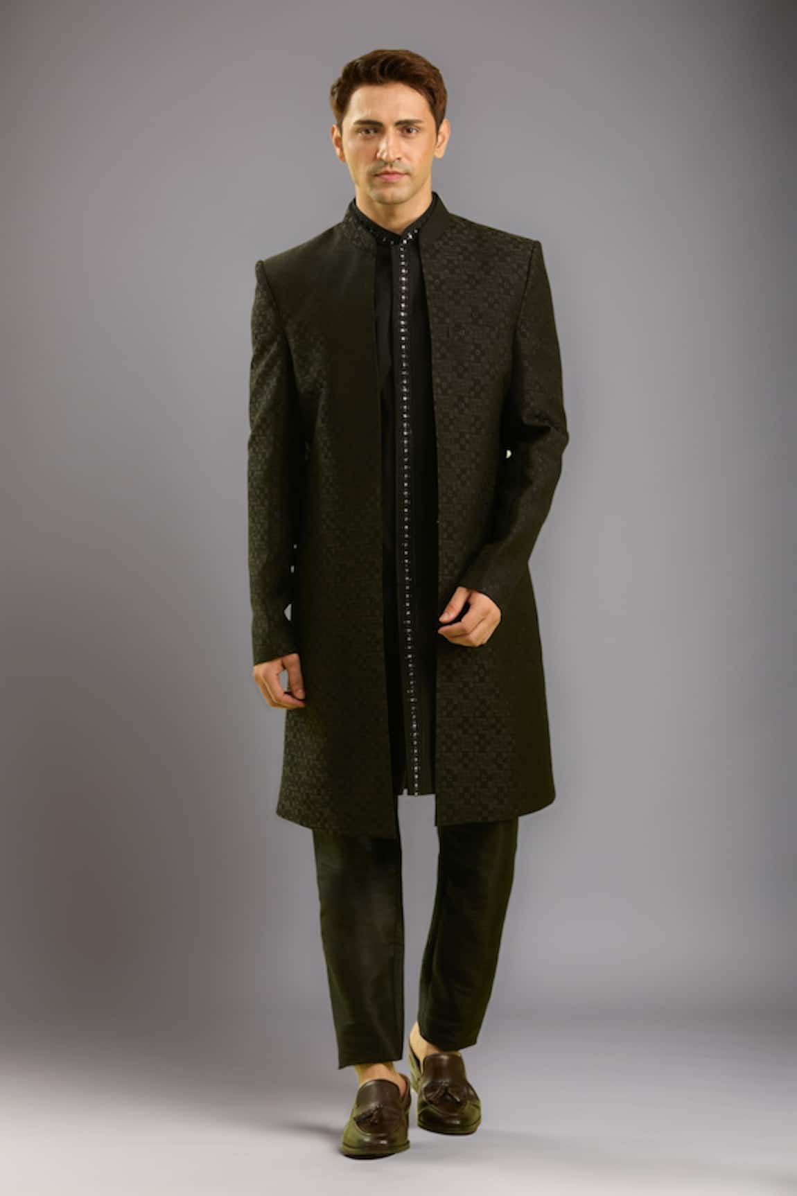 Arihant Rai Sinha Black Jacquard Silk Sherwani Set 