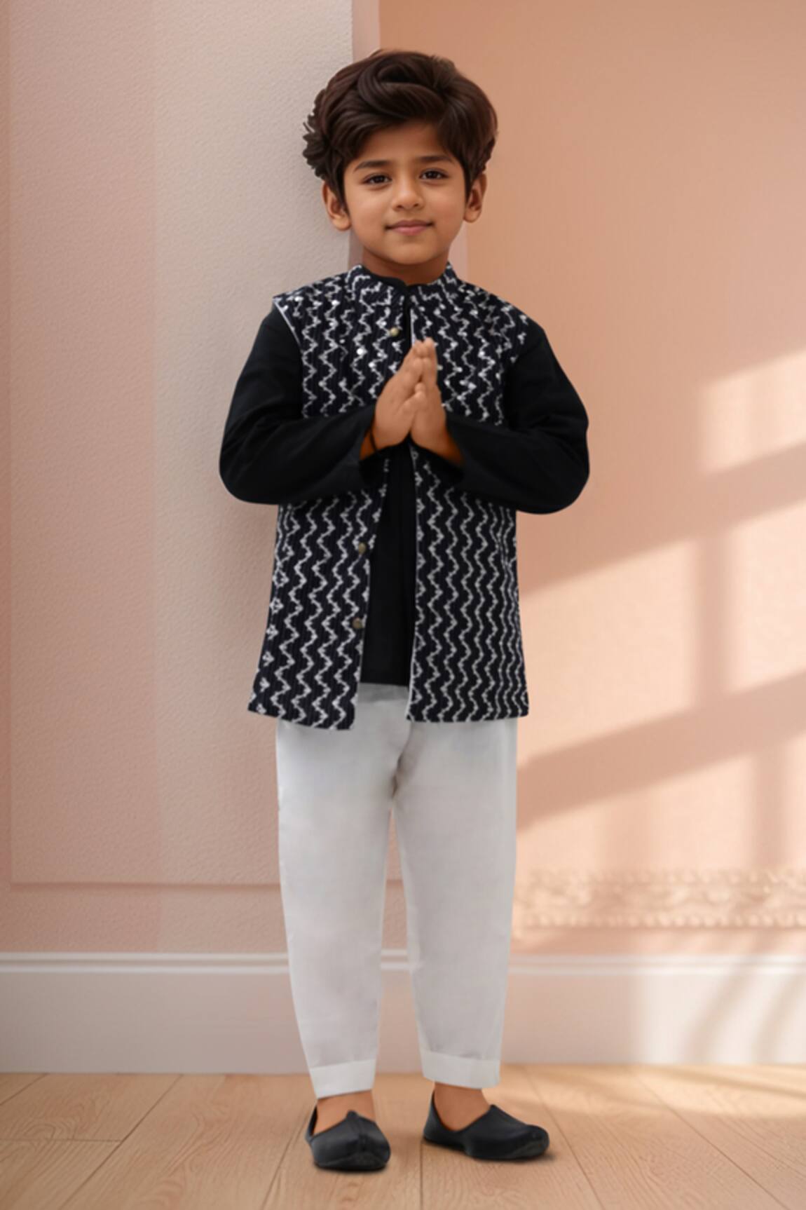 Arihant Rai Sinha Black Chevron Kurta Set 