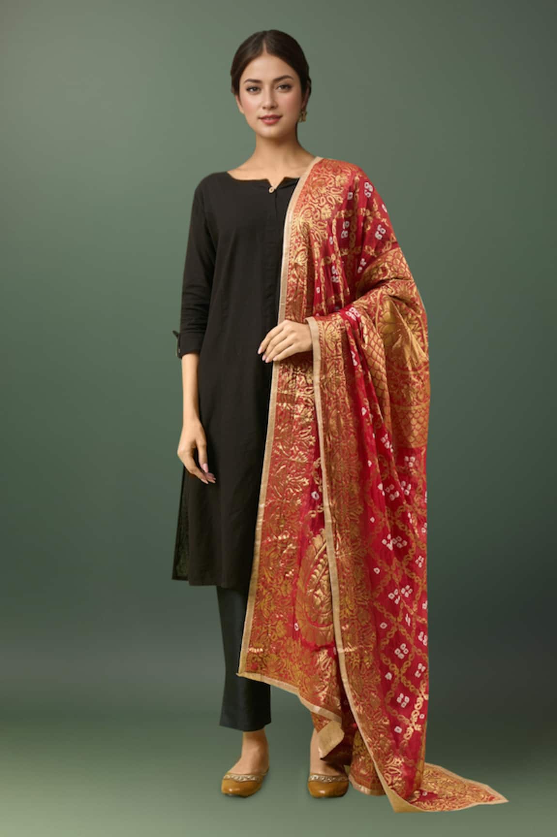 Samyukta Singhania Woven Banarasi Bandhej Dupatta 