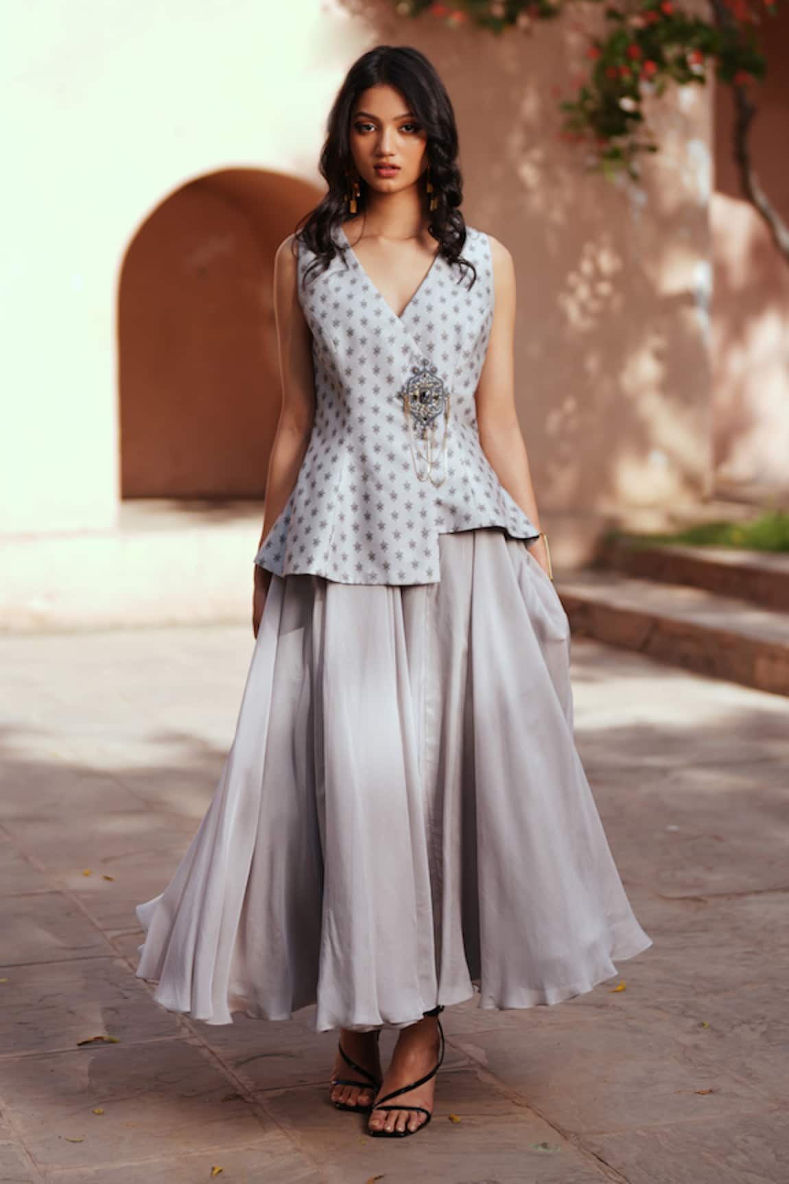 Isha Gupta Tayal Grey Organza Skirt & Chanderi Silk Waistcoat 