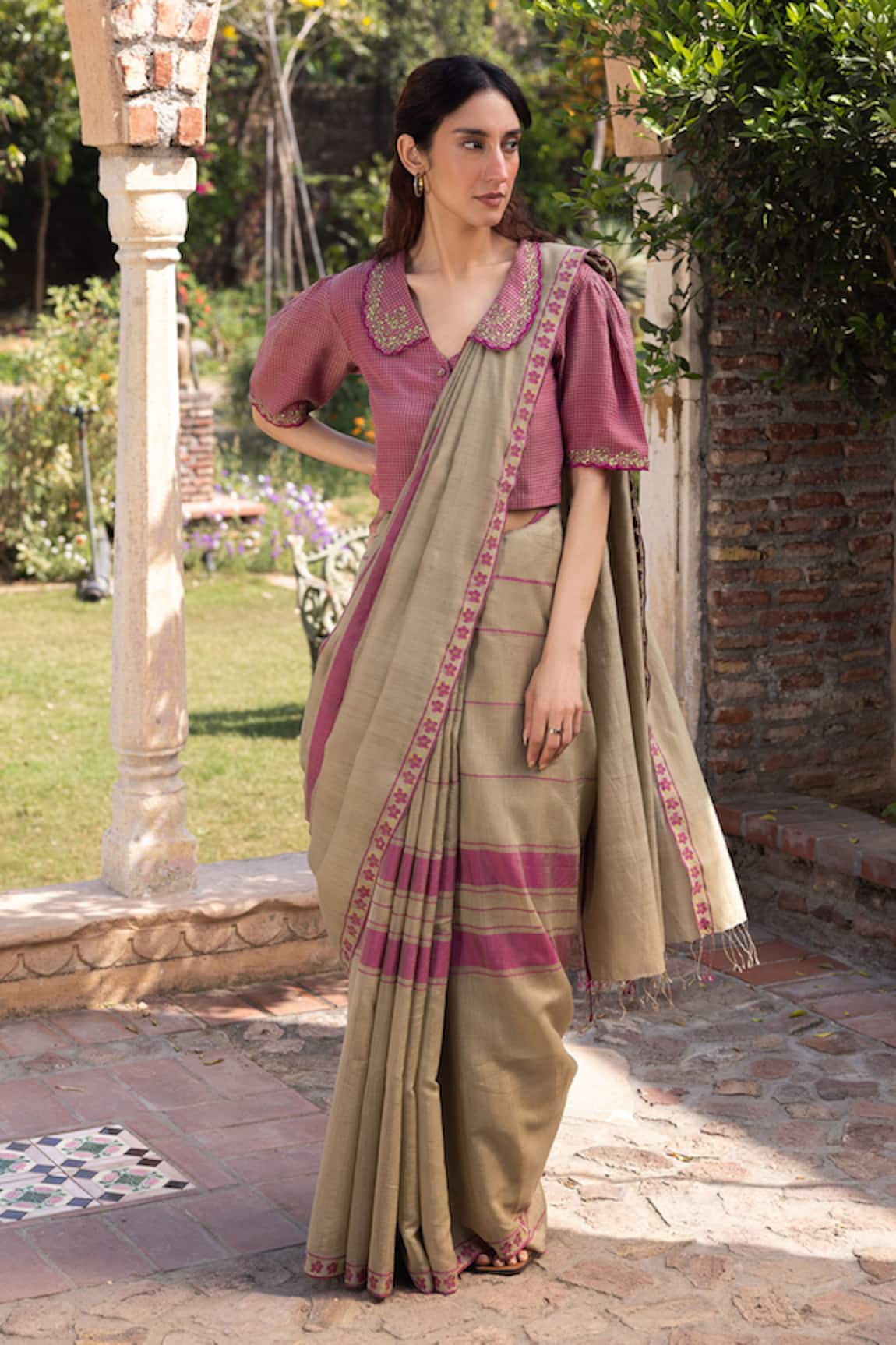 Surmaye Drifting Bloom Jamdani Saree 