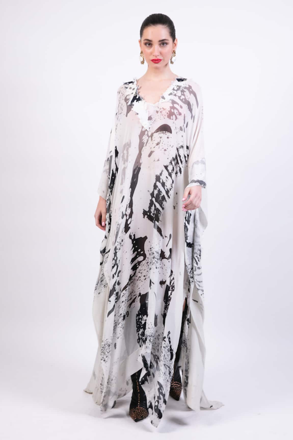 AK-OK Black & White Printed Kaftan 