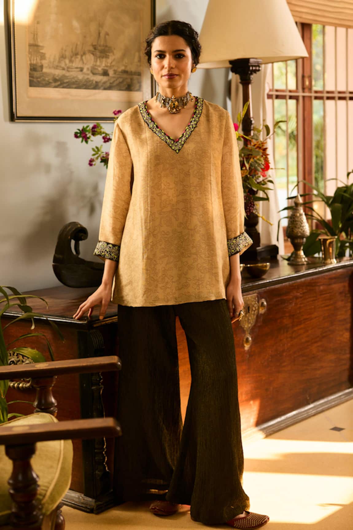 Saundh Printed Shimmer Kurta & Pant Set 