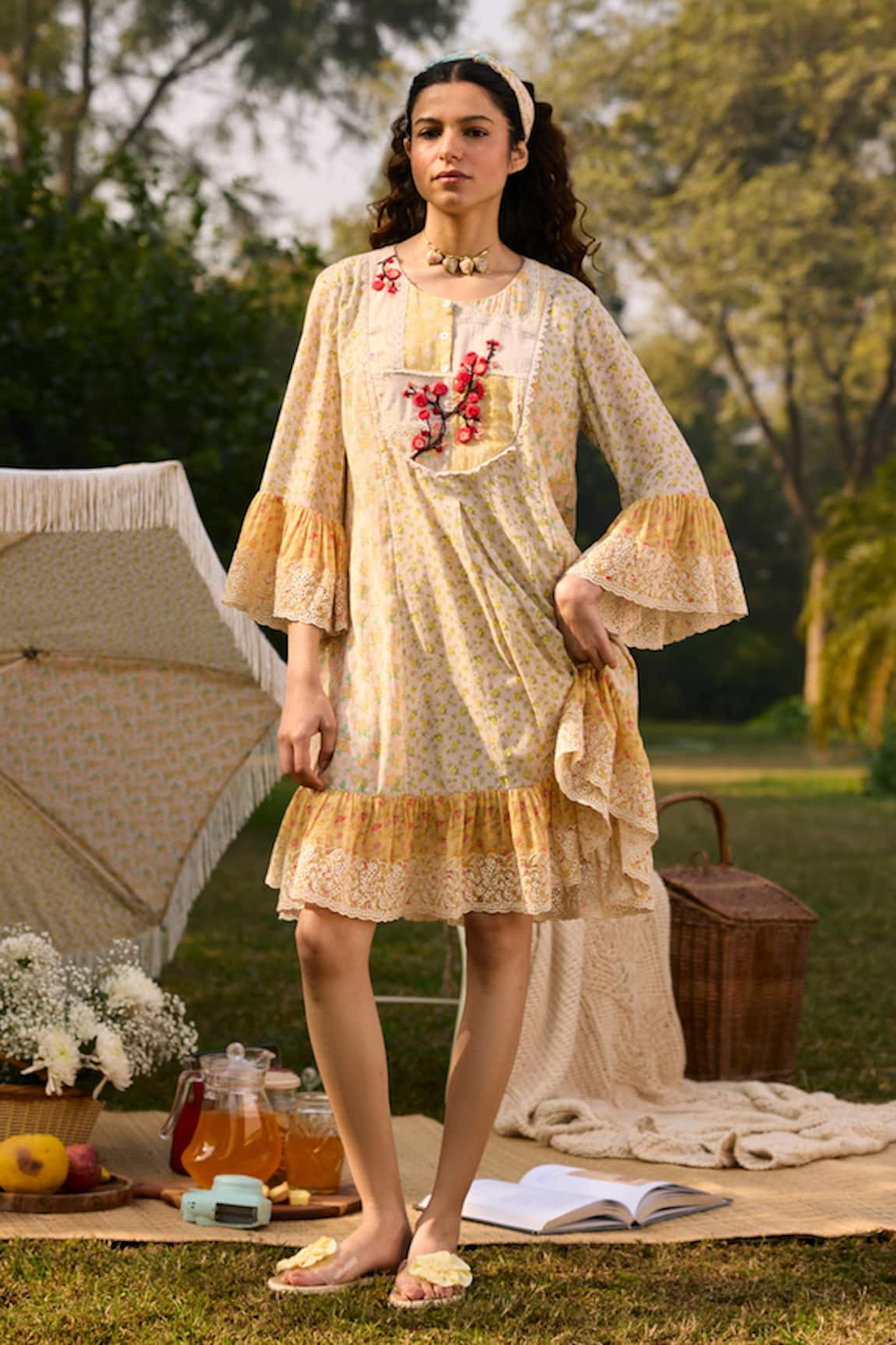 Saundh Floral Embroidered Off White Dress 