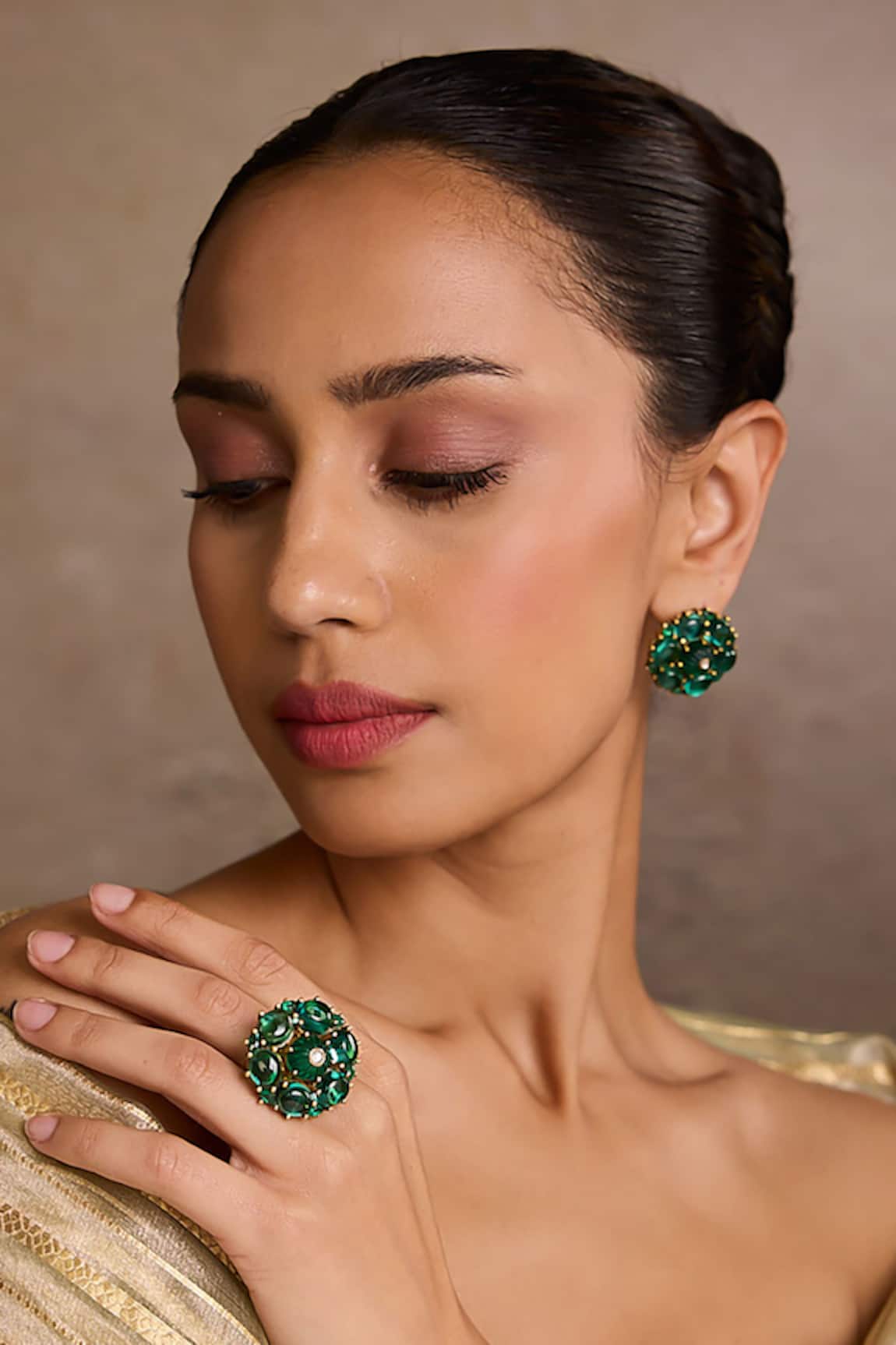 Tarun Tahiliani Emerald Silver Ring 