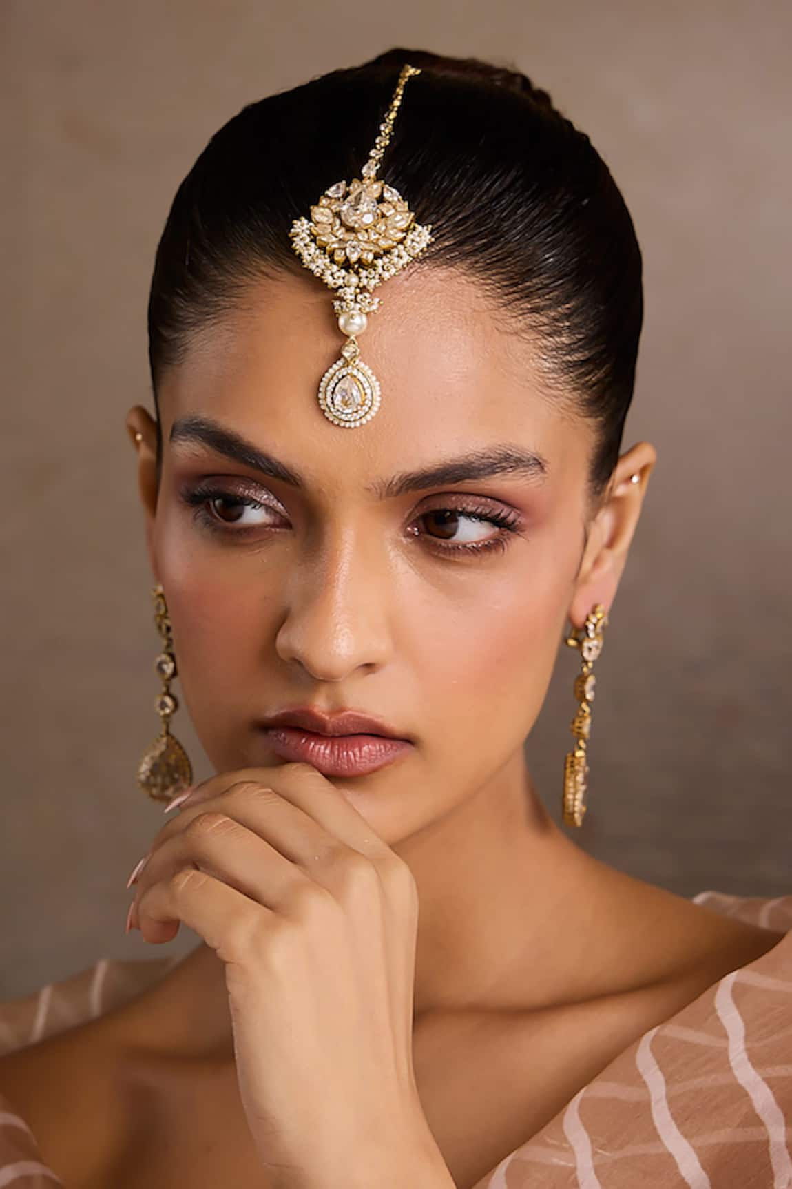 Tarun Tahiliani Floral Silver Maangtika 