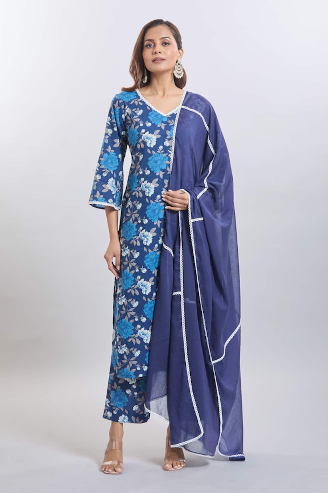 Naintara Bajaj Printed Cotton Kurta Set 