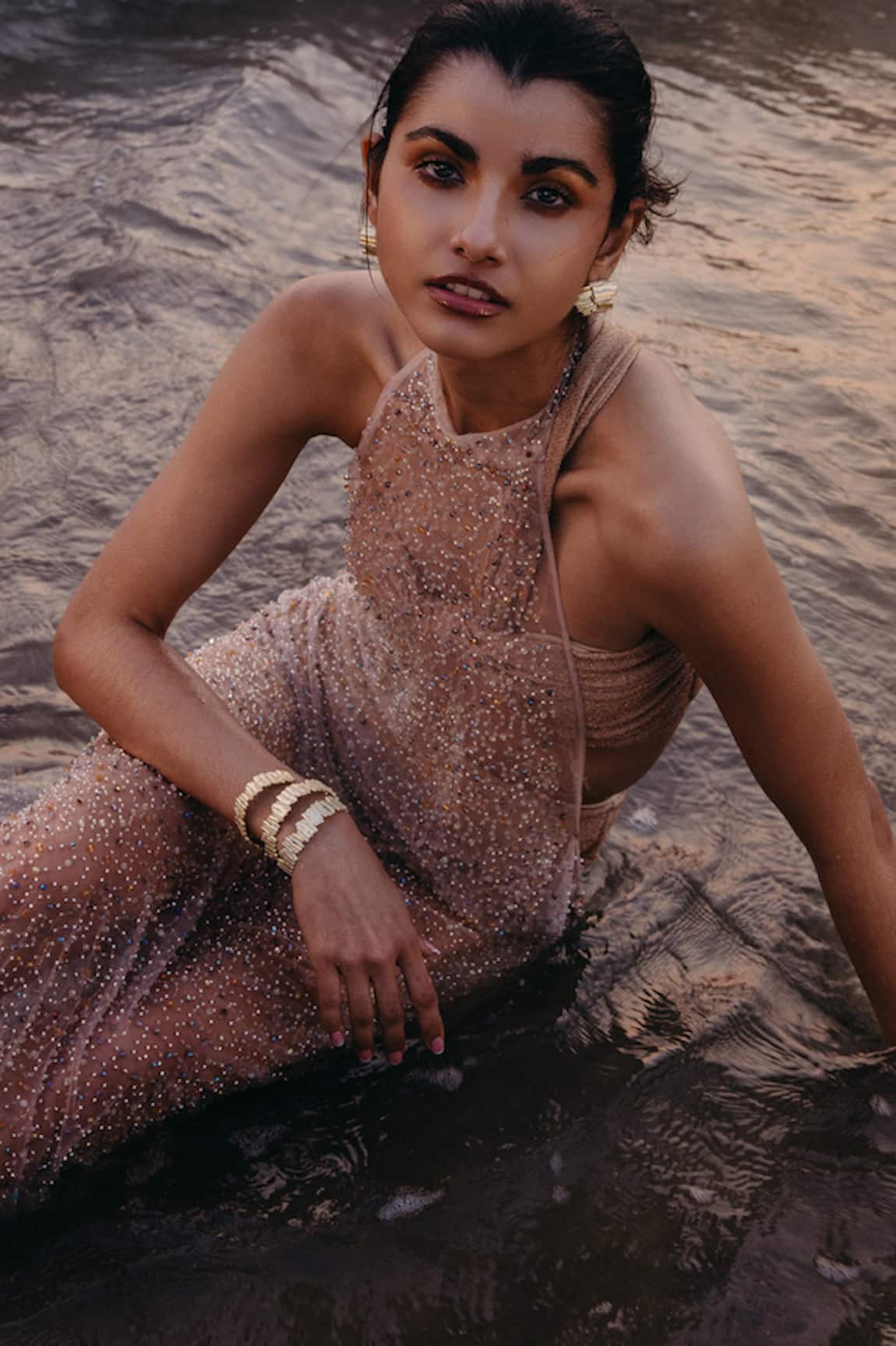 Arvino Golden Net Cuff Bracelet