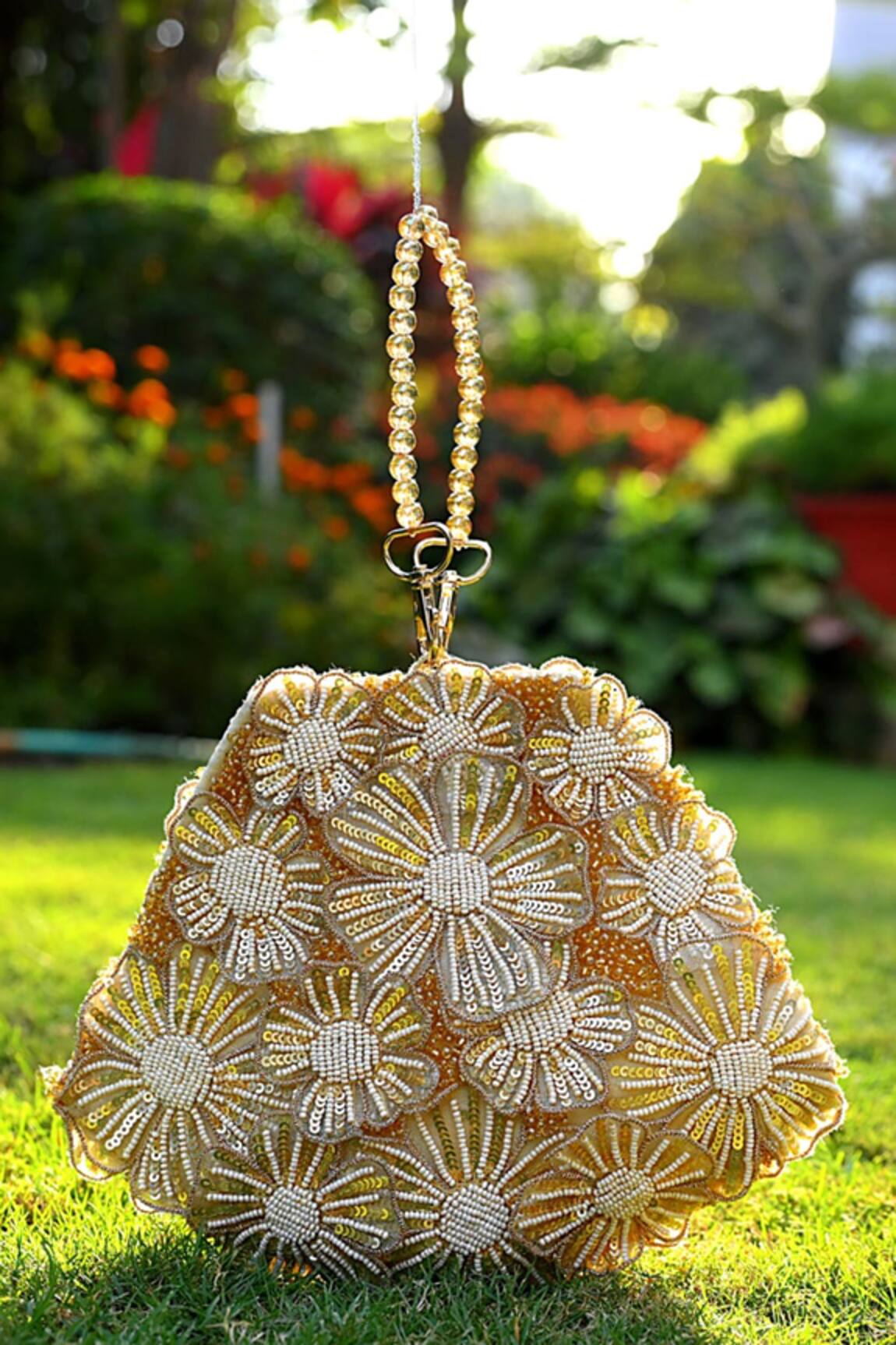 Clutch'D Gold Beaded Floral Handbag 
