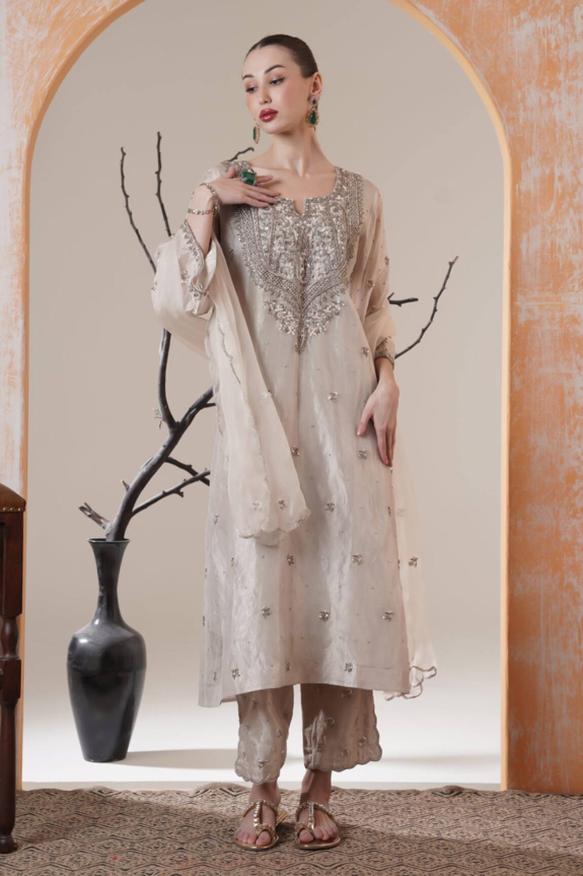 Surabhi Arya Embroidered Organza Tissue Kurta Set 