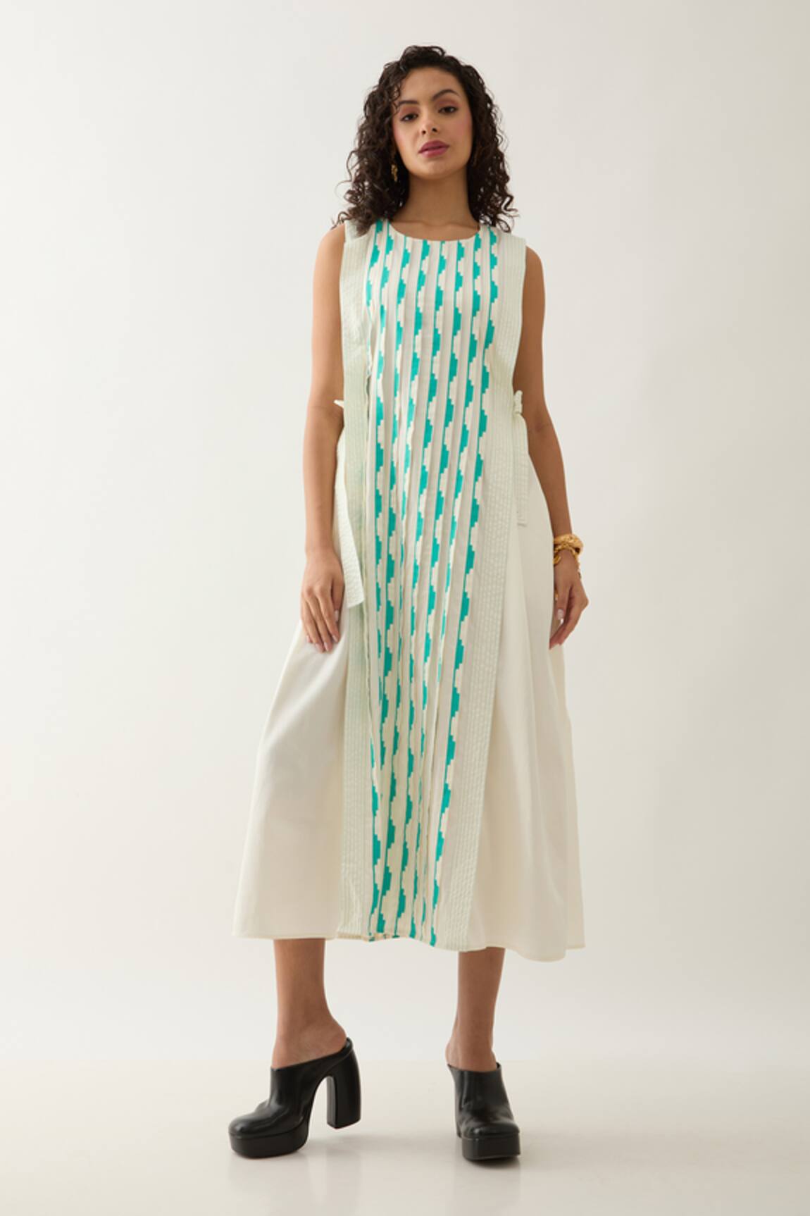 Son of A Noble Snob Oscar Off-white Sleeveless Dress 