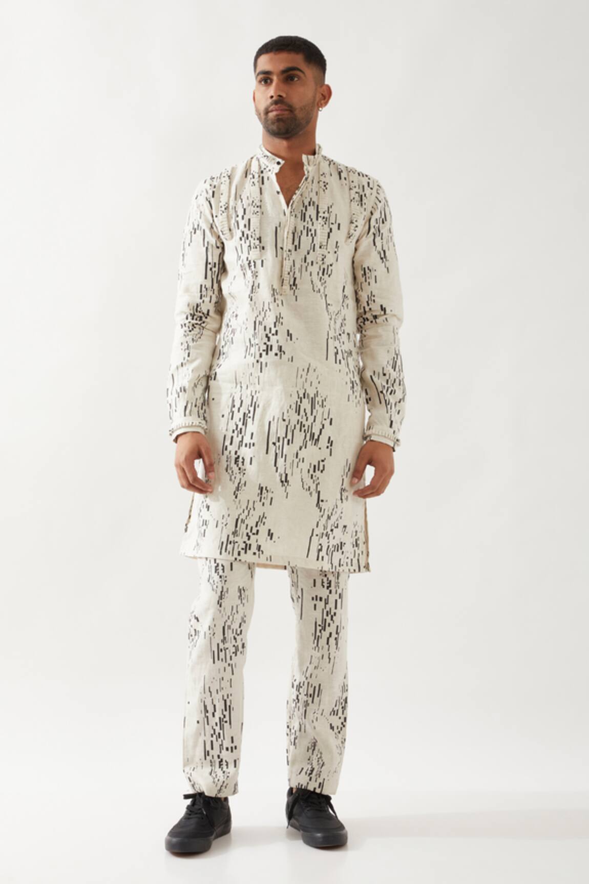 Son of A Noble Snob Printed Slim Fit Kurta 