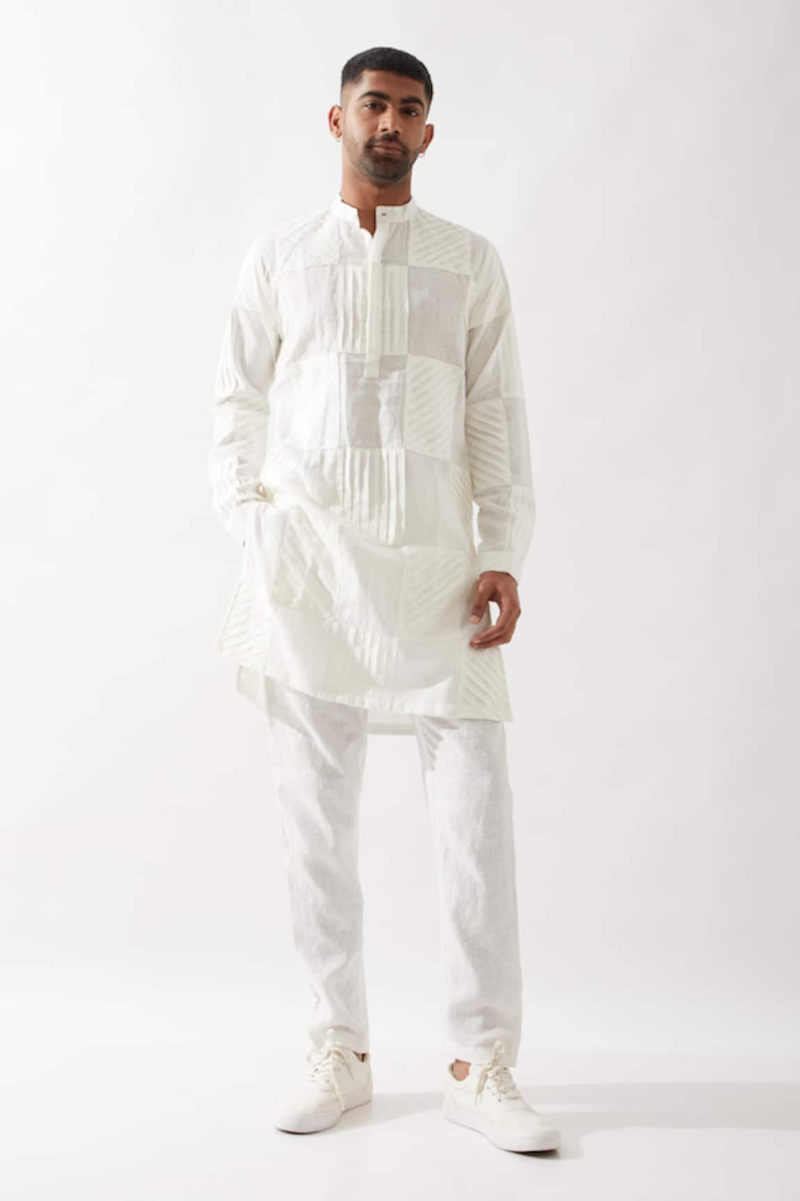 Son of A Noble Snob White Slim Fit Check Pleated Kurta 