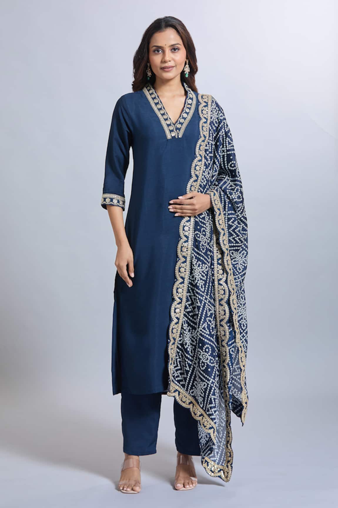 Samyukta Singhania Blue Embroidered Kurta Set 