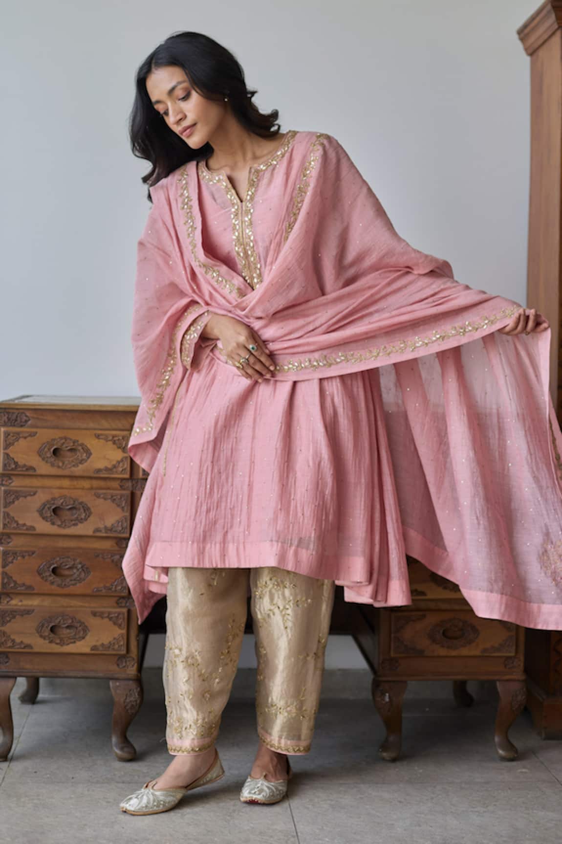 Rhua Soft Pink Crushed Chanderi Anarkali Set 