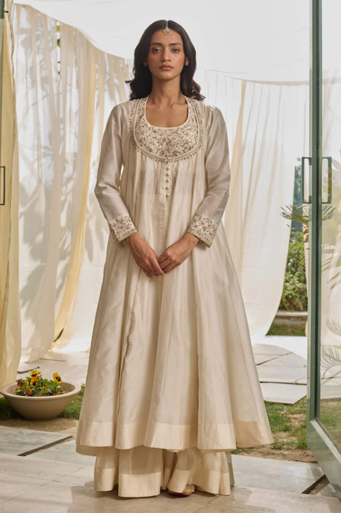 Rhua Moon White Chanderi Anarkali Set 