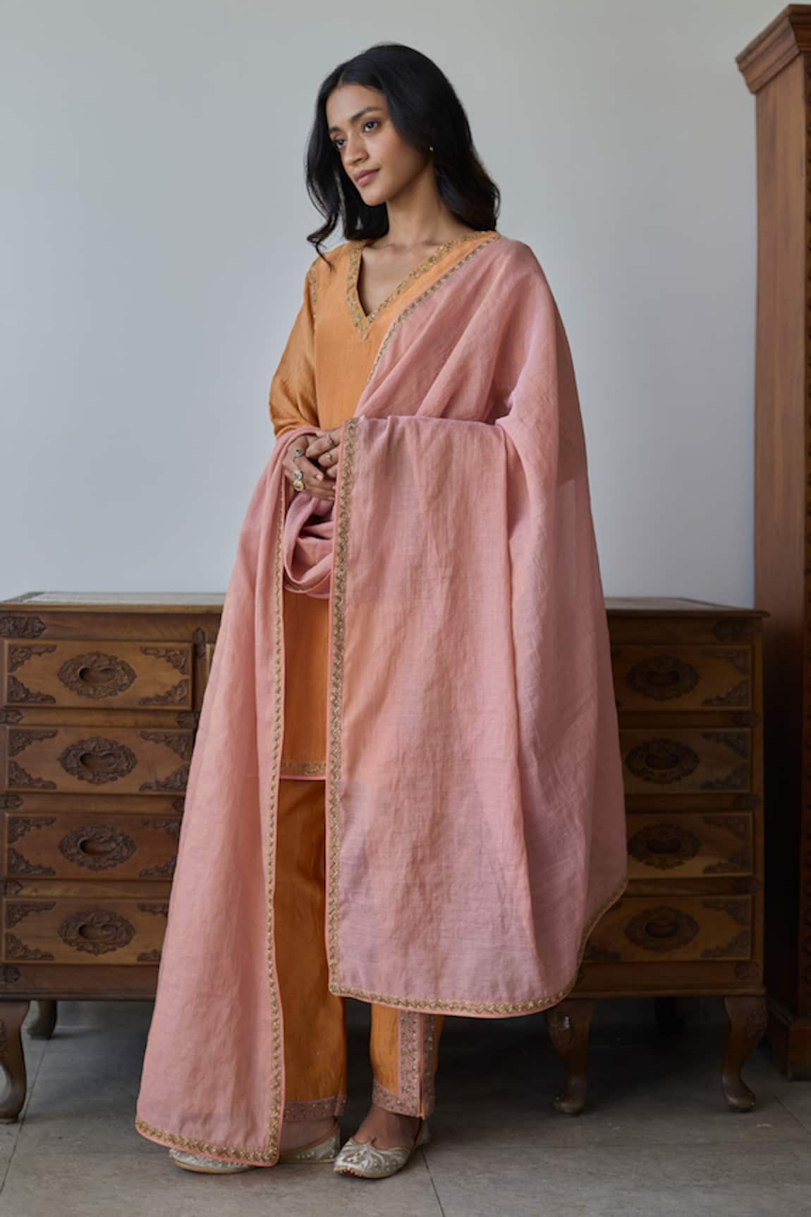 Rhua Chanderi Mustard Orange Kurta Set 
