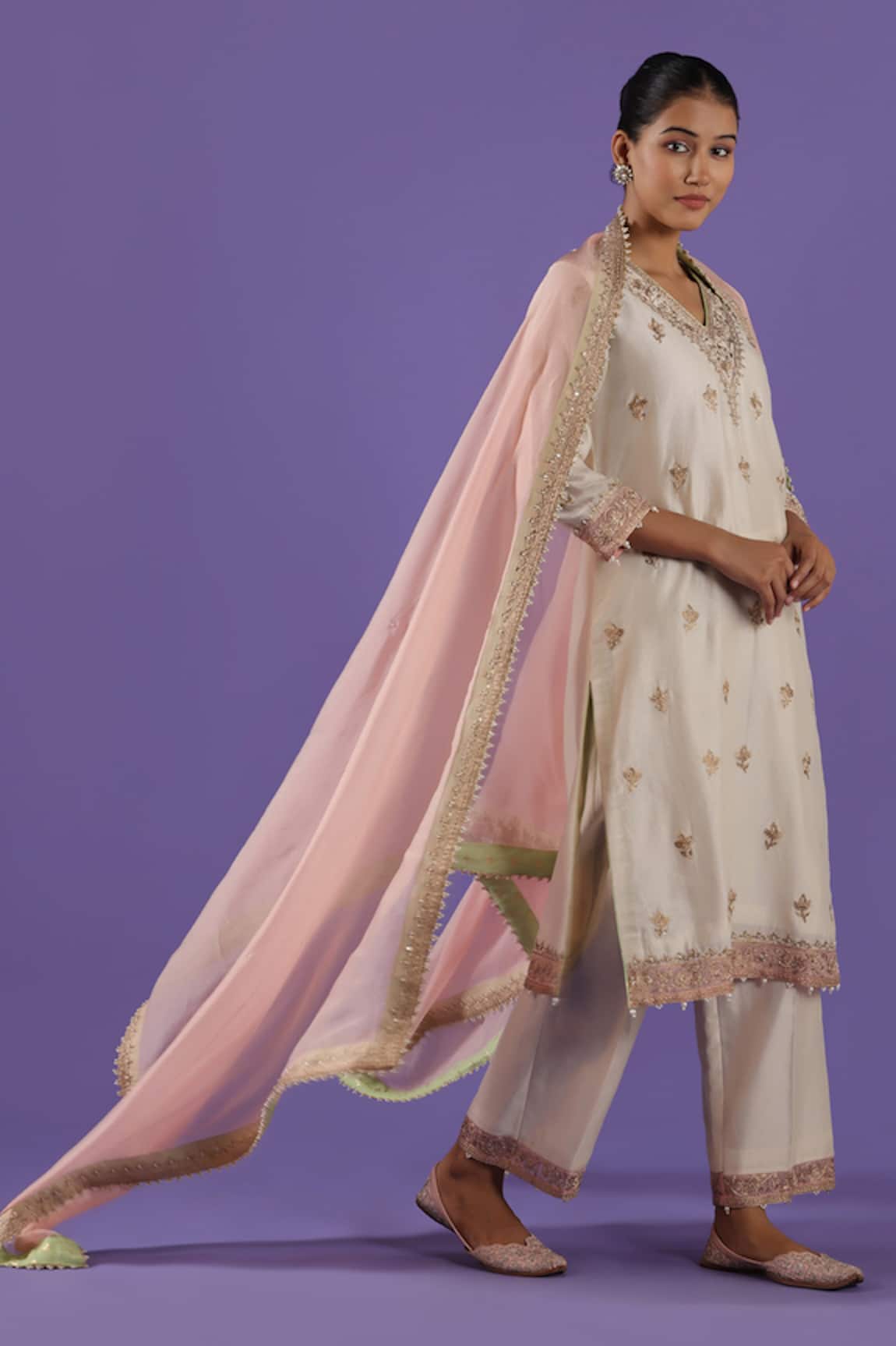 LABEL RADINI Ivory Zari Pearl Kurta Set 