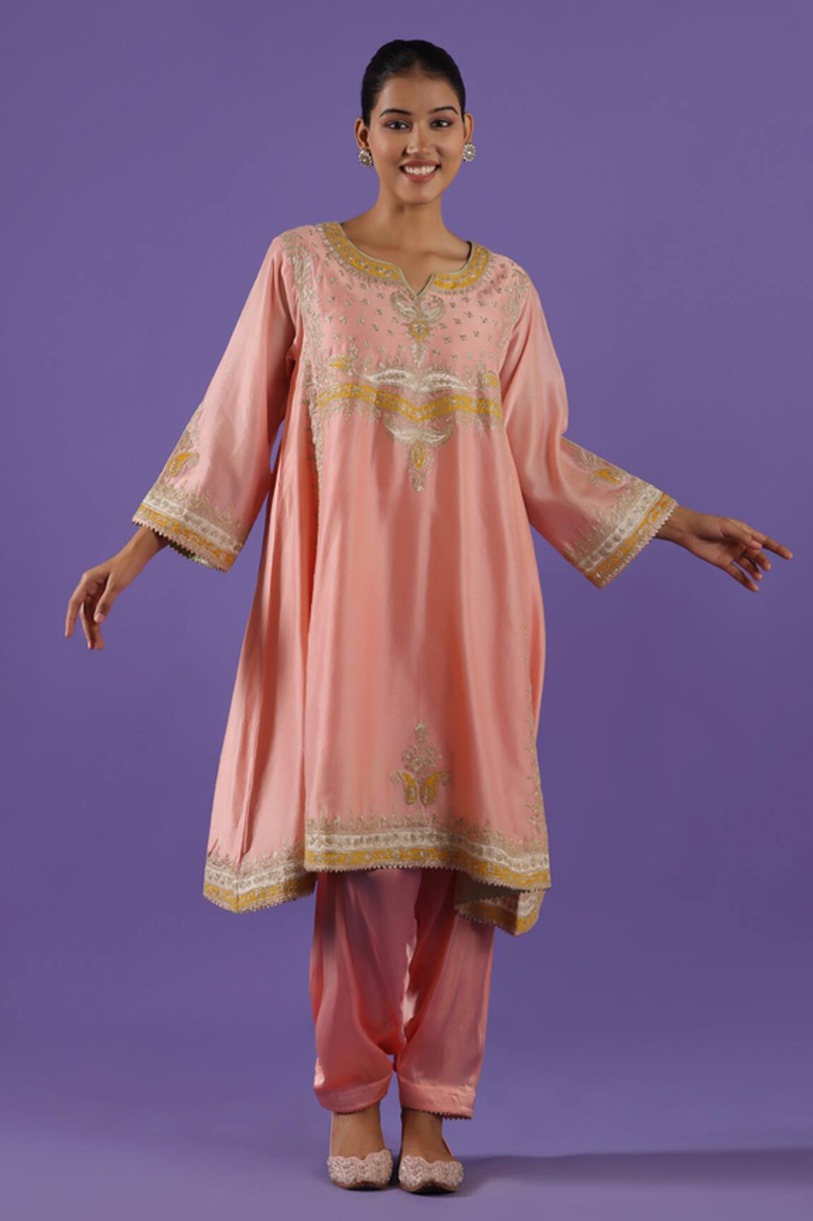 LABEL RADINI Peach Chanderi Kashmiri Tilla Choga Set 