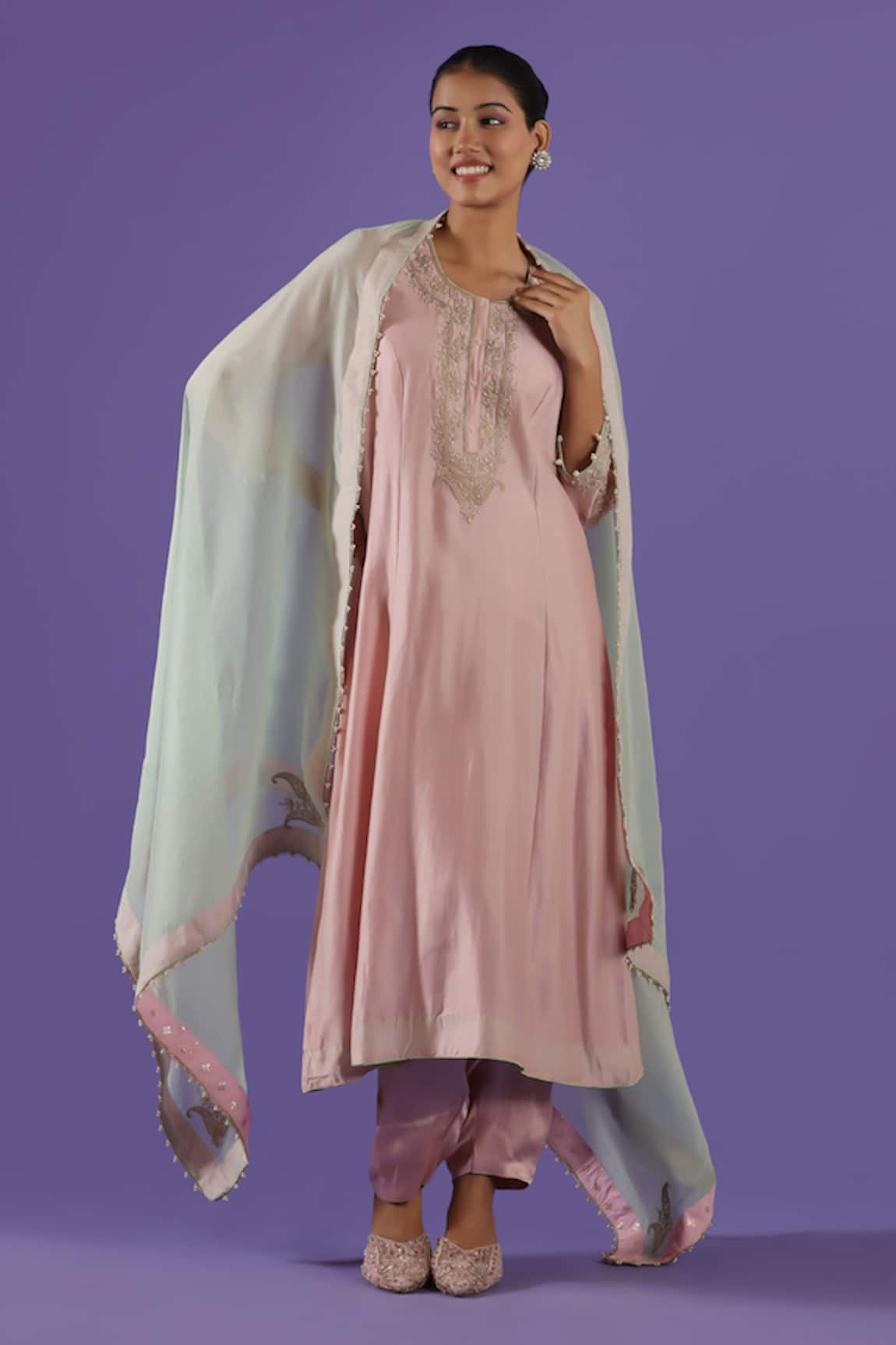 LABEL RADINI Blush Pink Chanderi Zari Pearl Set 
