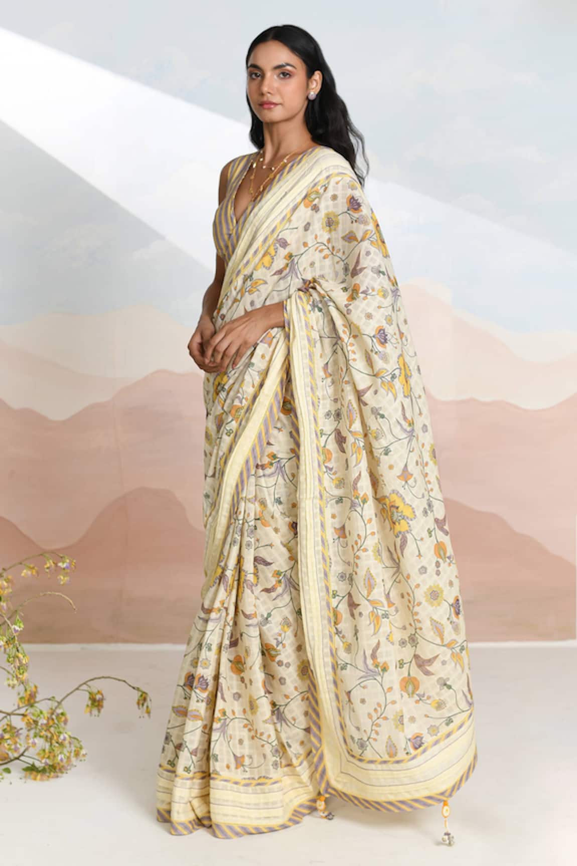 BAISE GABA Bloomline Saree With Unstitched Blouse Fabric 