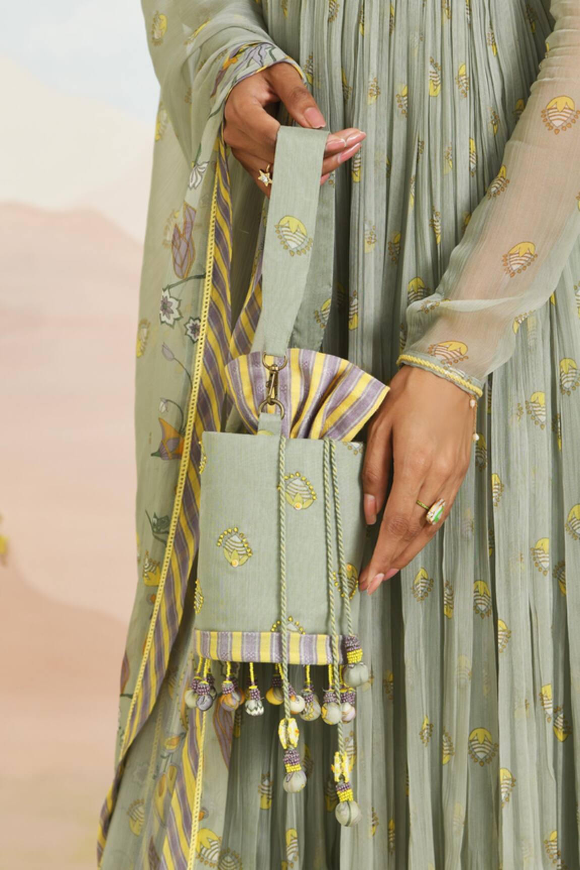 Baise Gaba Jasmera Chiffon Potli 