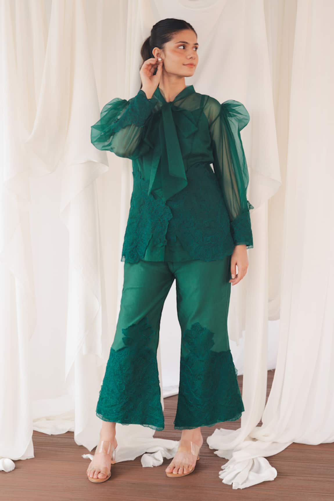 Aanchal Vijaywargi Echo Coord Deep Green Pant Set 