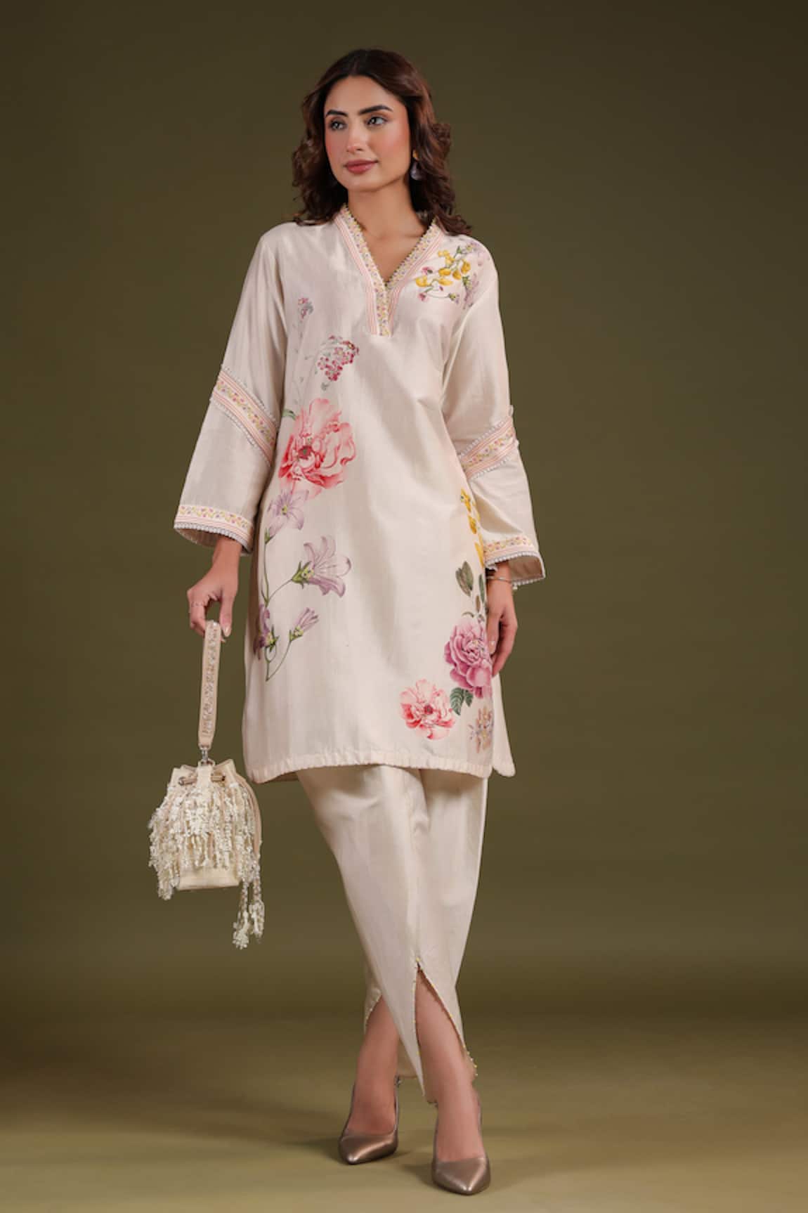 Label Niti Bothra Floral Printed Silk Chanderi Kurta Set 